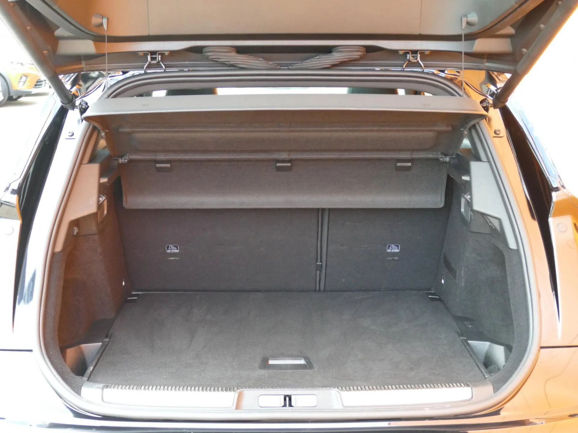 DS DS 7 CROSSBACK - Miniature 8 sur 34 - Cliquer pour voir cette photo