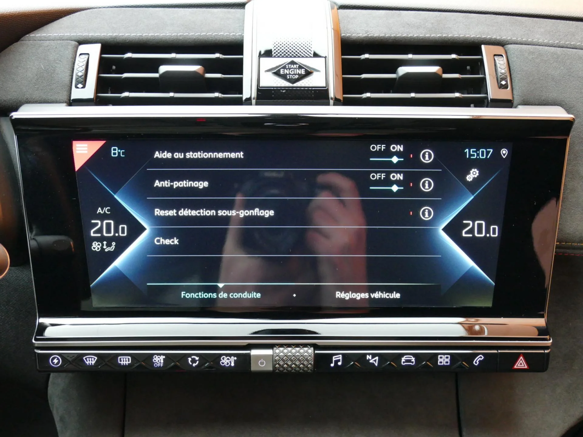 DS DS 7 CROSSBACK - Miniature 11 sur 31 - Cliquer pour voir cette photo