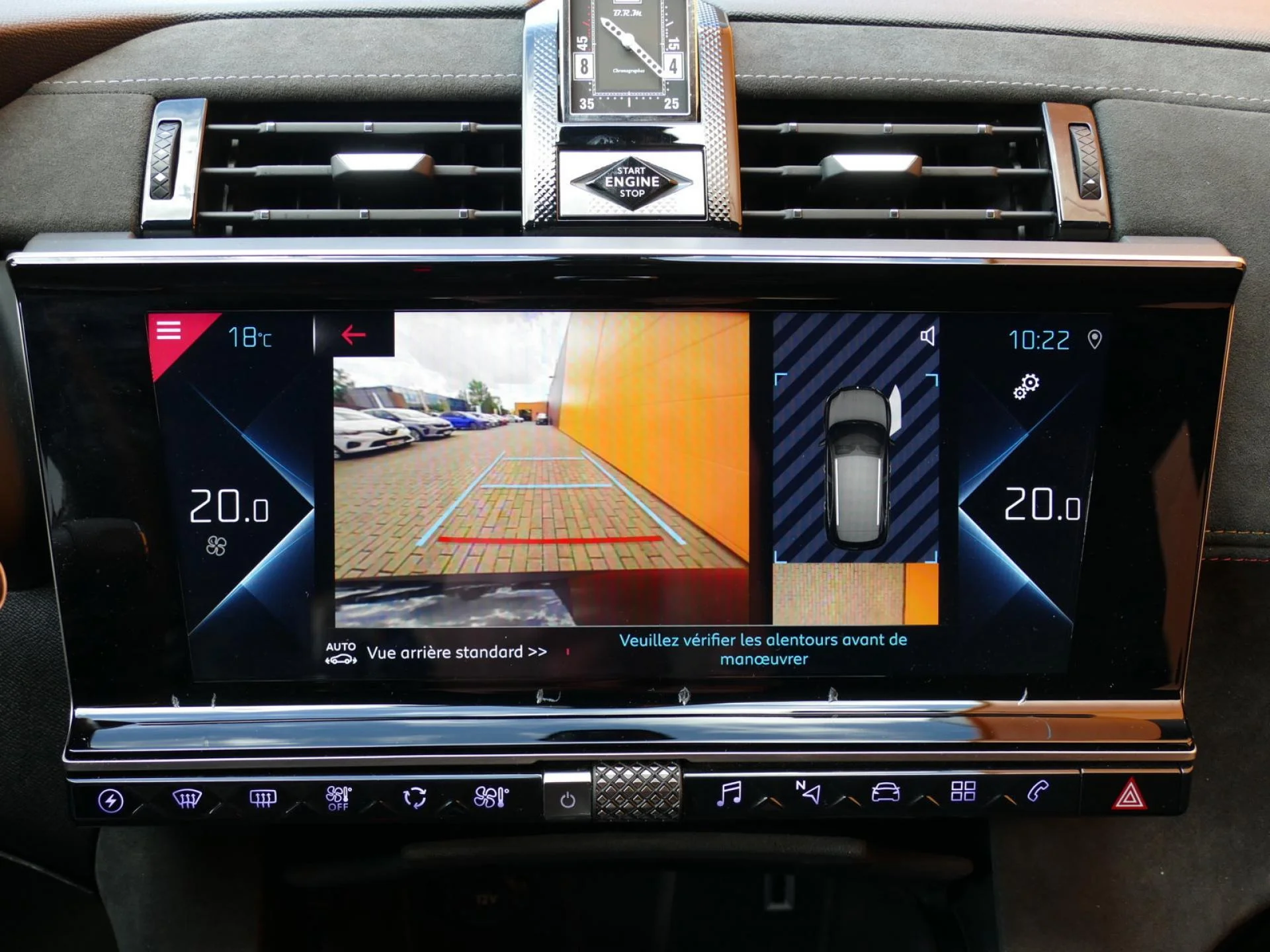 DS DS 7 CROSSBACK - Miniature 10 sur 33 - Cliquer pour voir cette photo