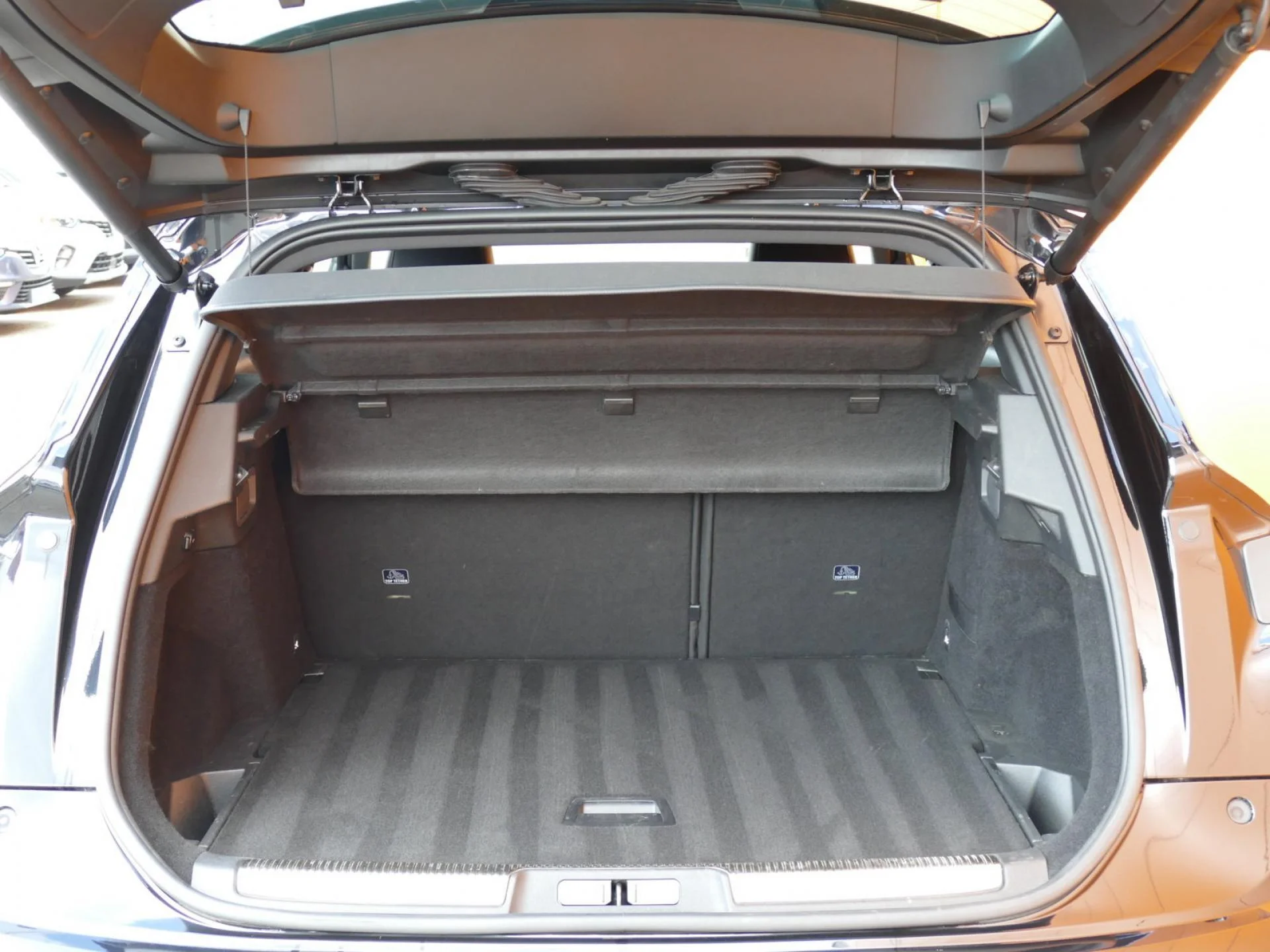 DS DS 7 CROSSBACK - Miniature 8 sur 33 - Cliquer pour voir cette photo