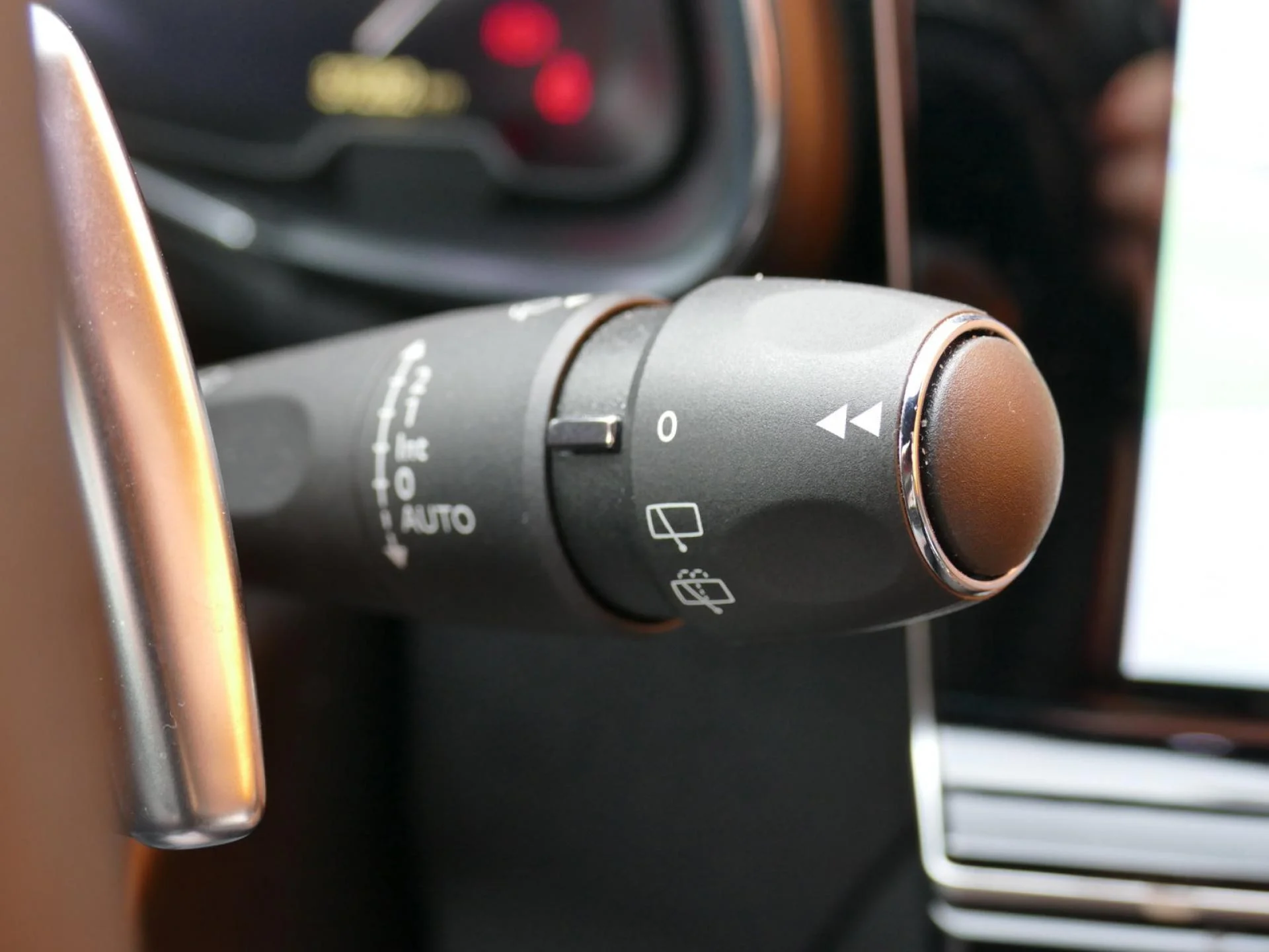 DS DS 7 - Miniature 27 sur 35 - Cliquer pour voir cette photo