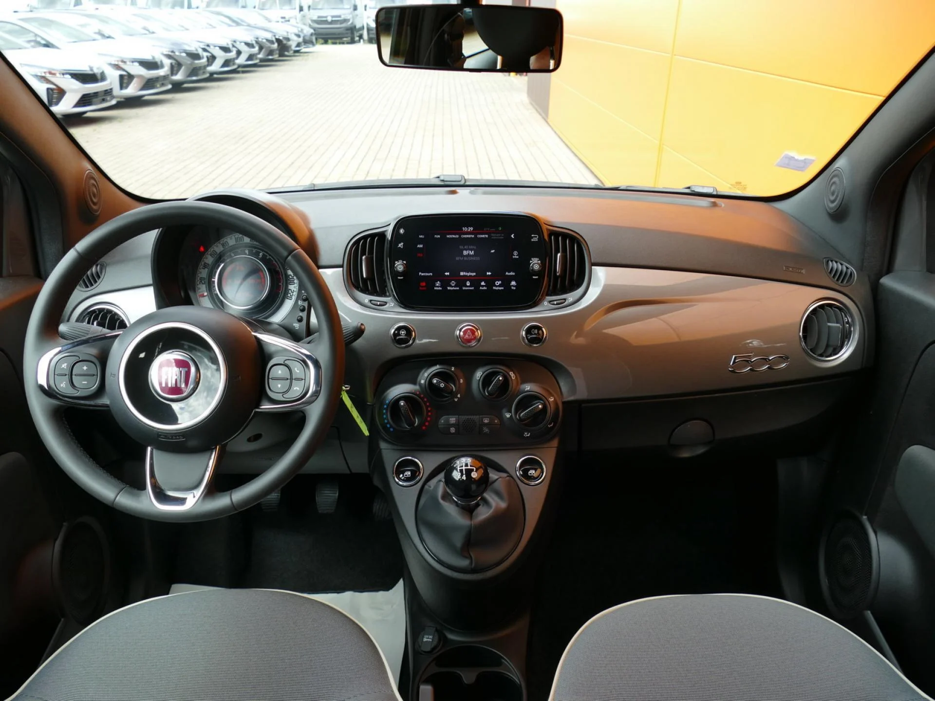 FIAT 500 - Miniature 5 sur 32 - Cliquer pour voir cette photo