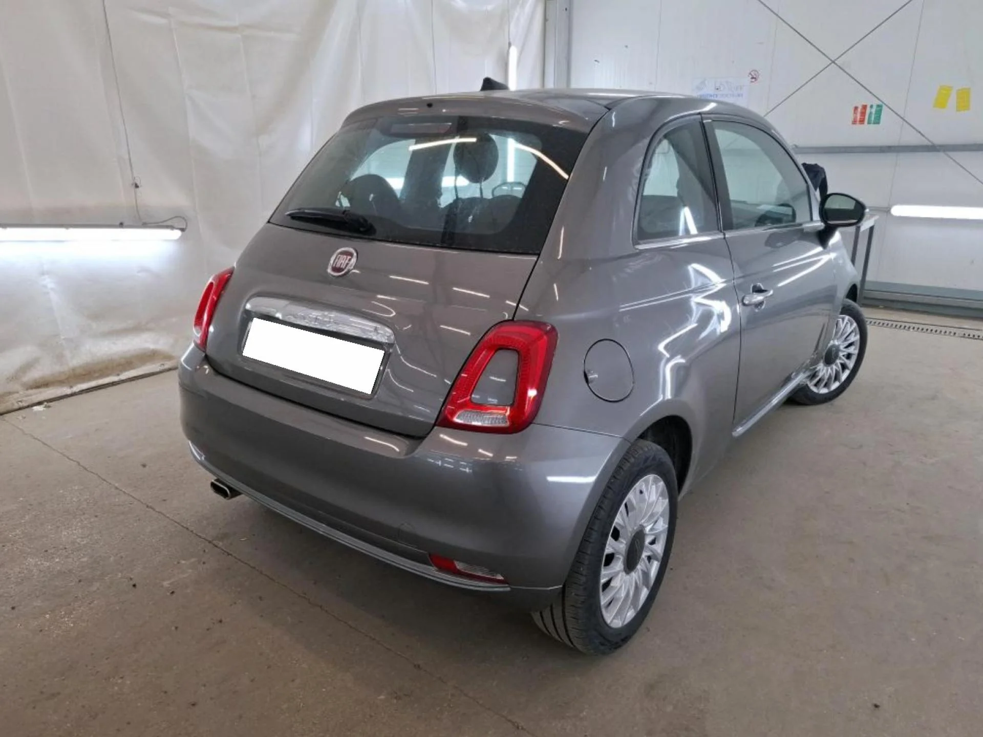 FIAT 500 - Miniature 15 sur 32 - Cliquer pour voir cette photo