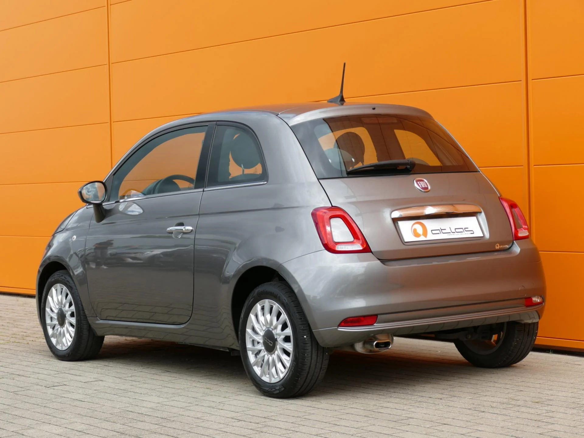 FIAT 500 - Miniature 4 sur 32 - Cliquer pour voir cette photo