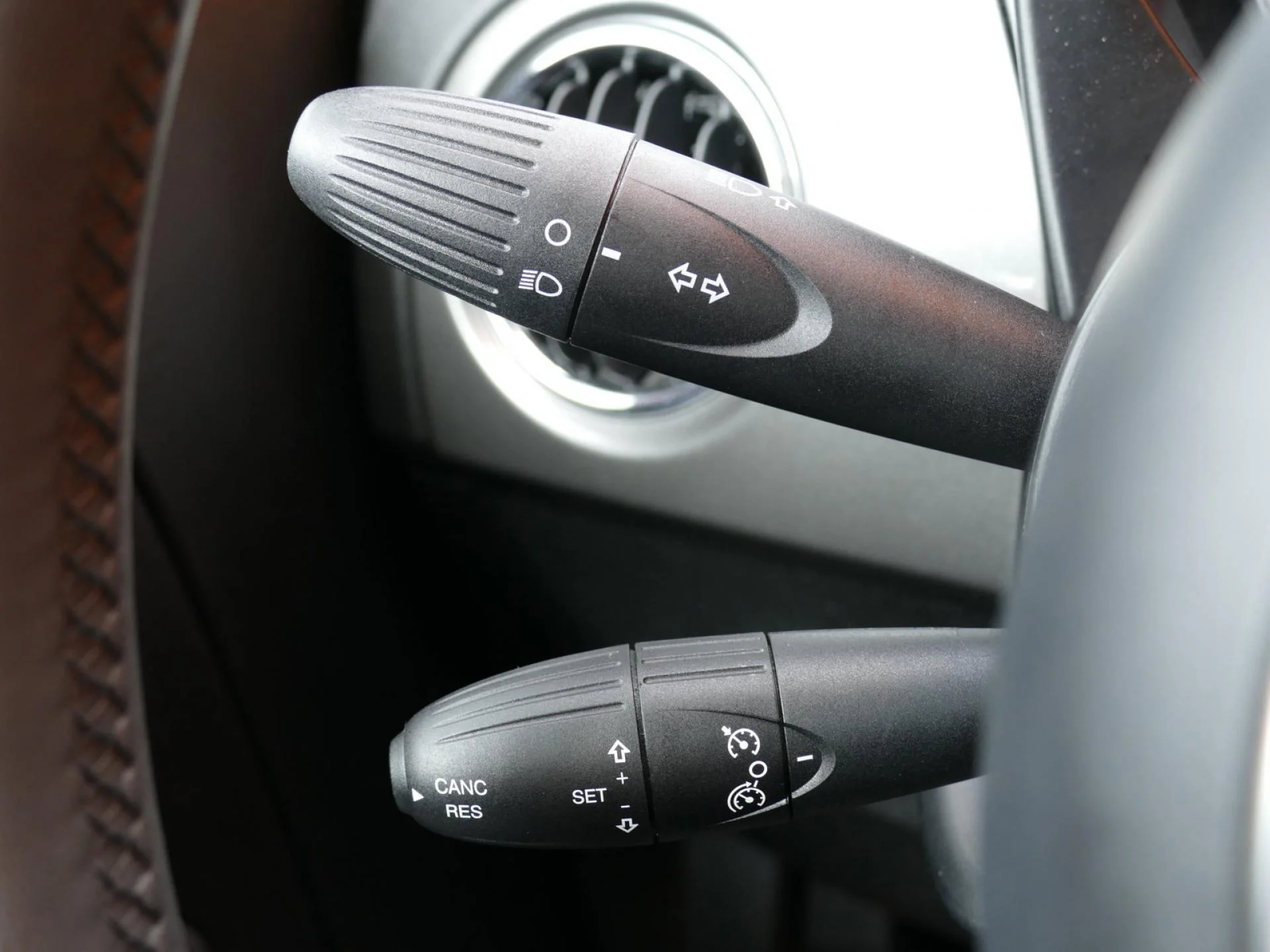 FIAT 500 - Miniature 21 sur 32 - Cliquer pour voir cette photo