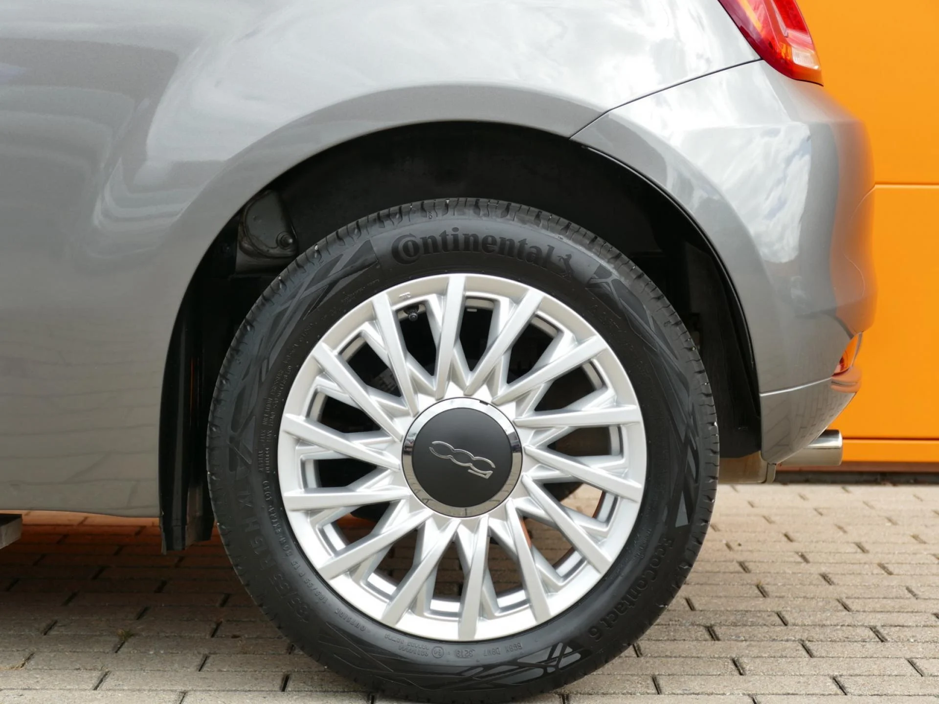 FIAT 500 - Miniature 29 sur 32 - Cliquer pour voir cette photo