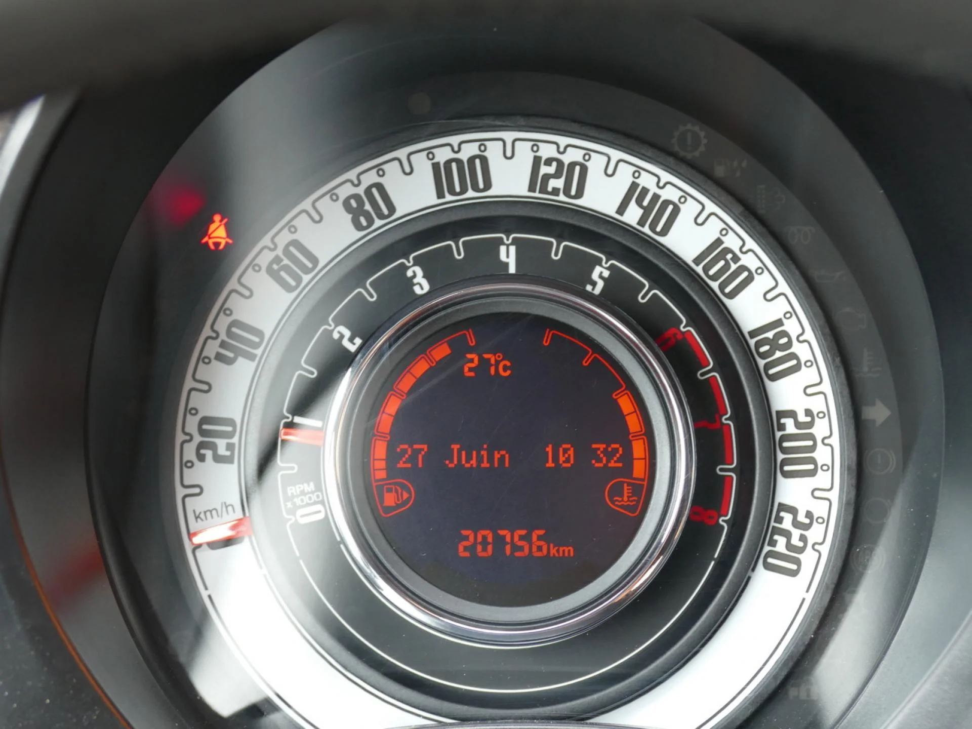 FIAT 500 - Miniature 14 sur 32 - Cliquer pour voir cette photo
