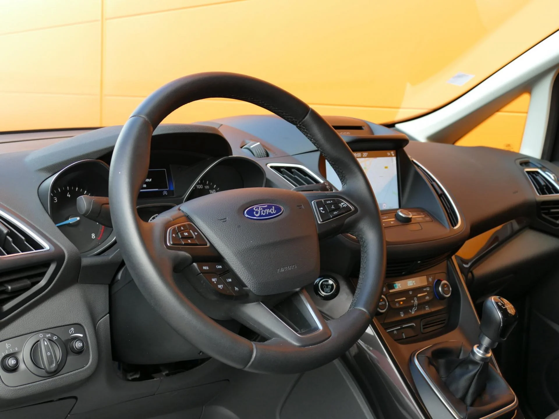 FORD C-MAX - Miniature 13 sur 32 - Cliquer pour voir cette photo