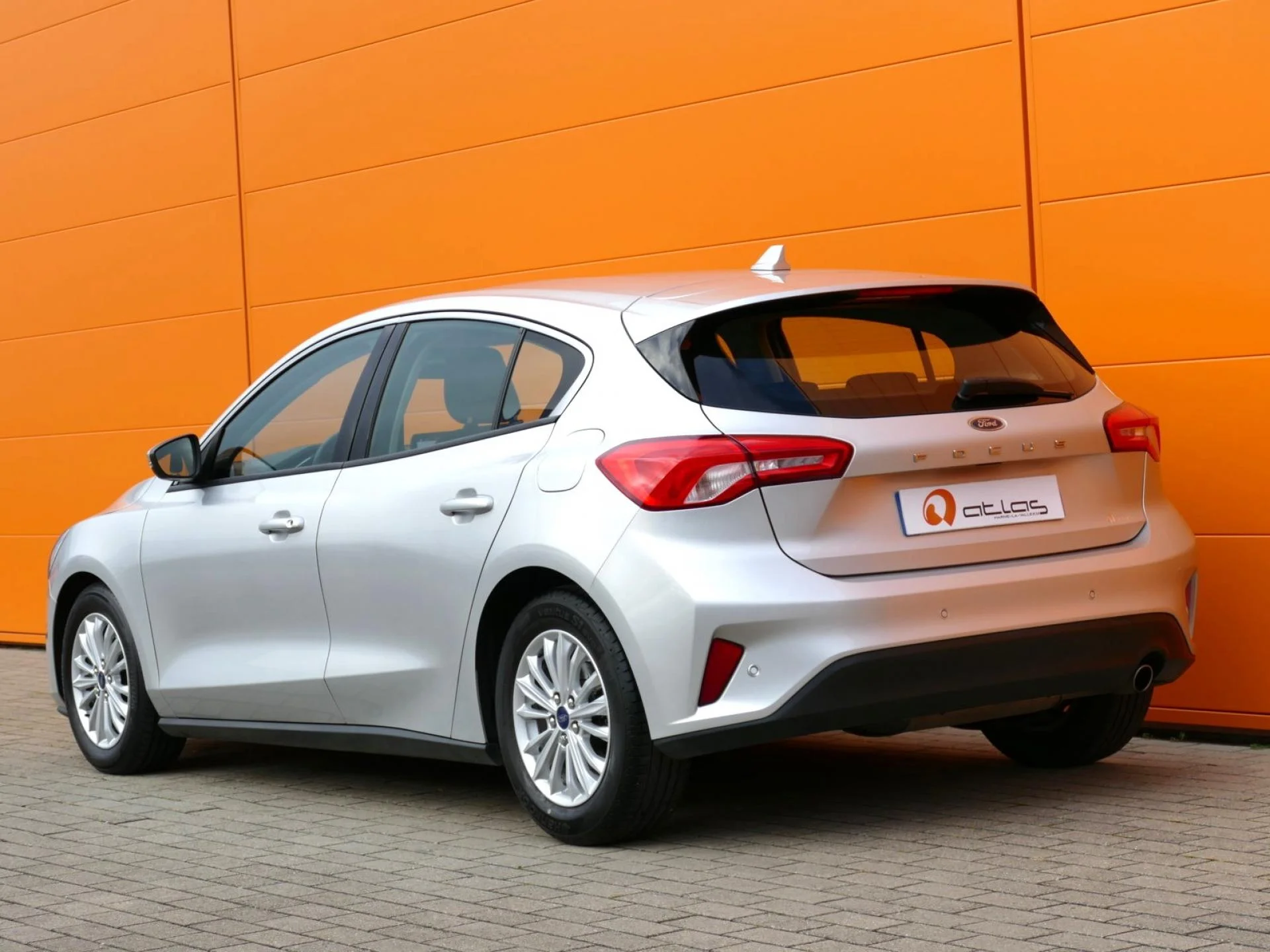 FORD FOCUS - Miniature 4 sur 33 - Cliquer pour voir cette photo
