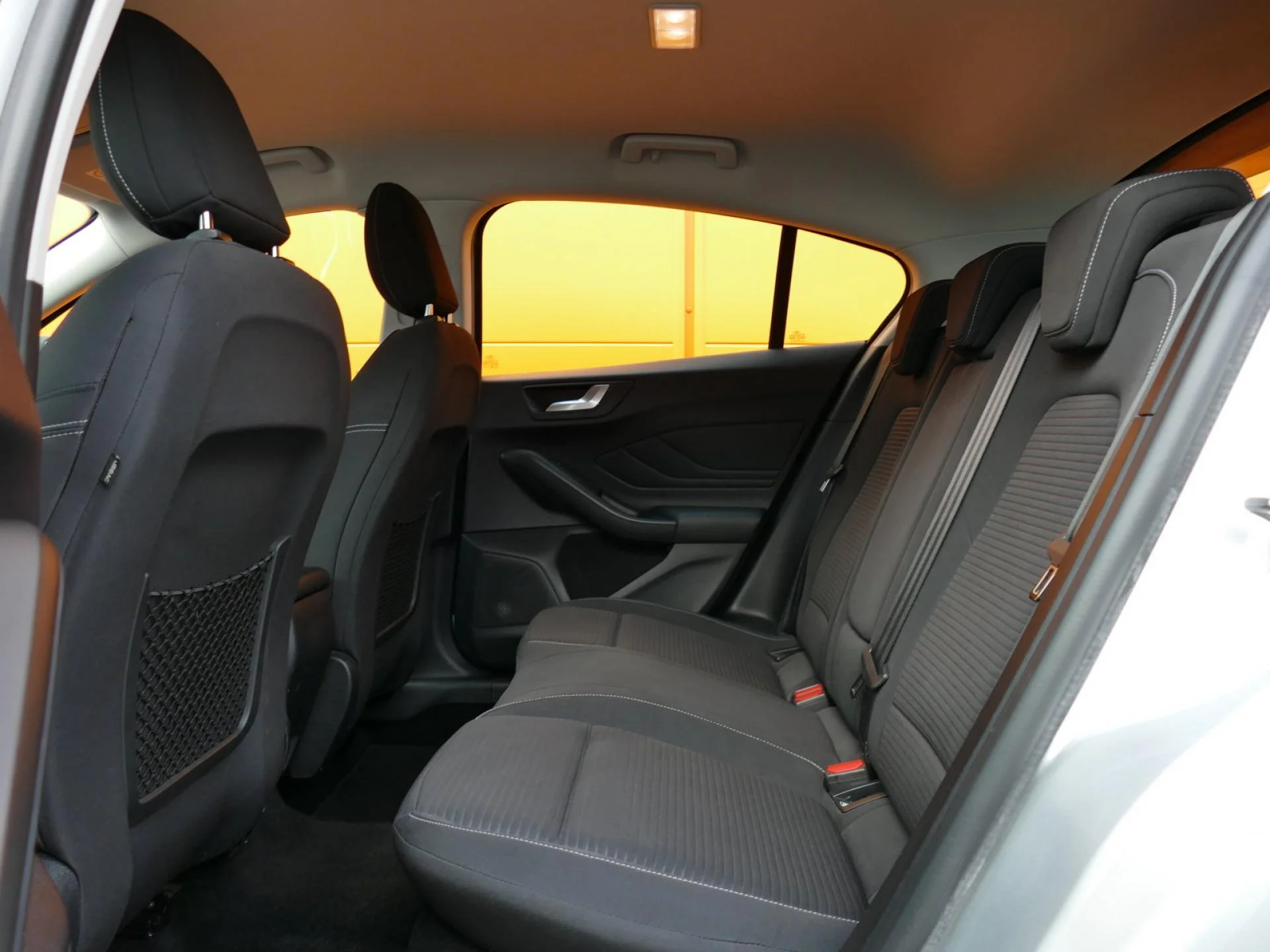 FORD FOCUS - Miniature 7 sur 33 - Cliquer pour voir cette photo