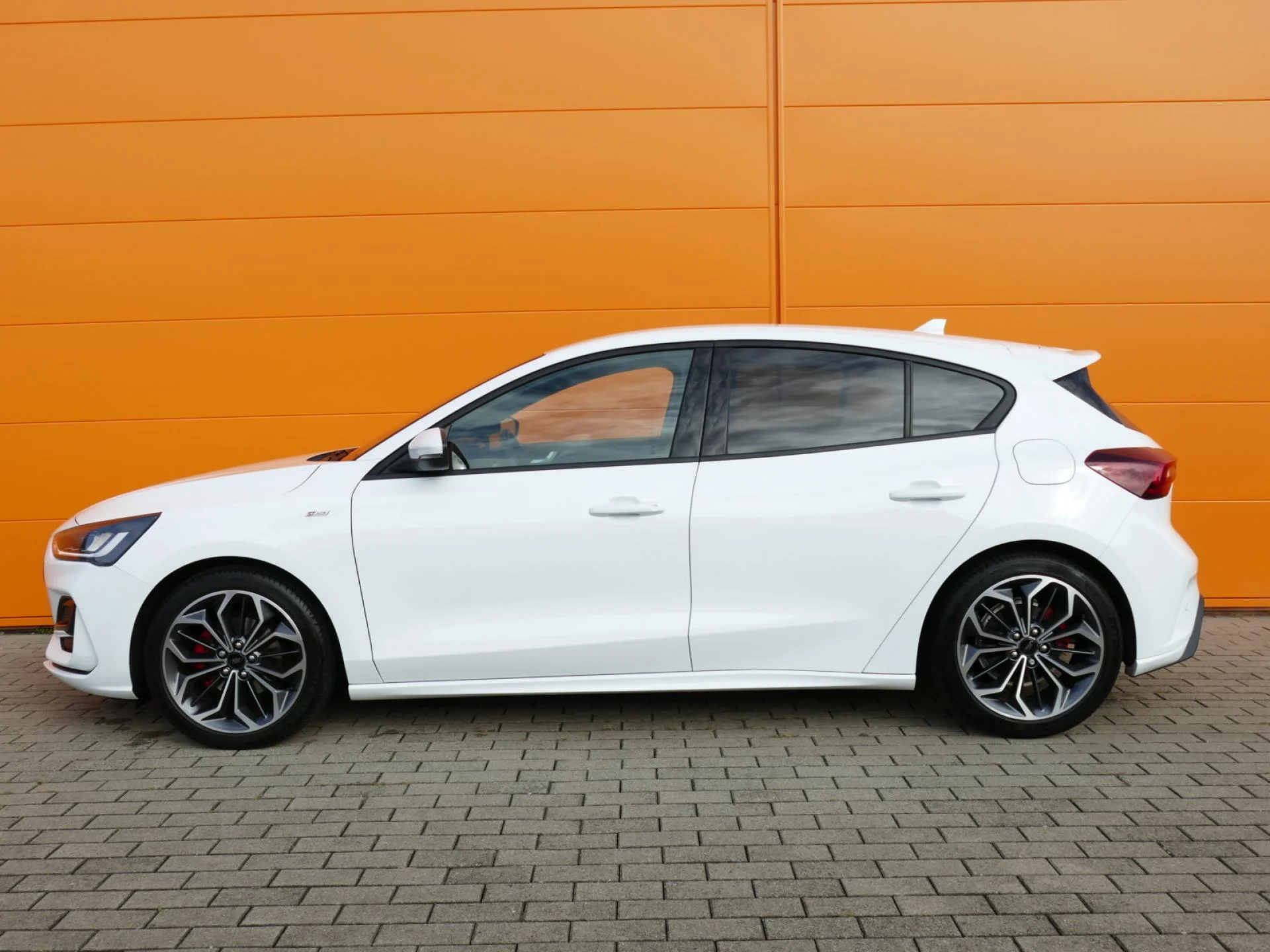 FORD FOCUS - Miniature 3 sur 36 - Cliquer pour voir cette photo