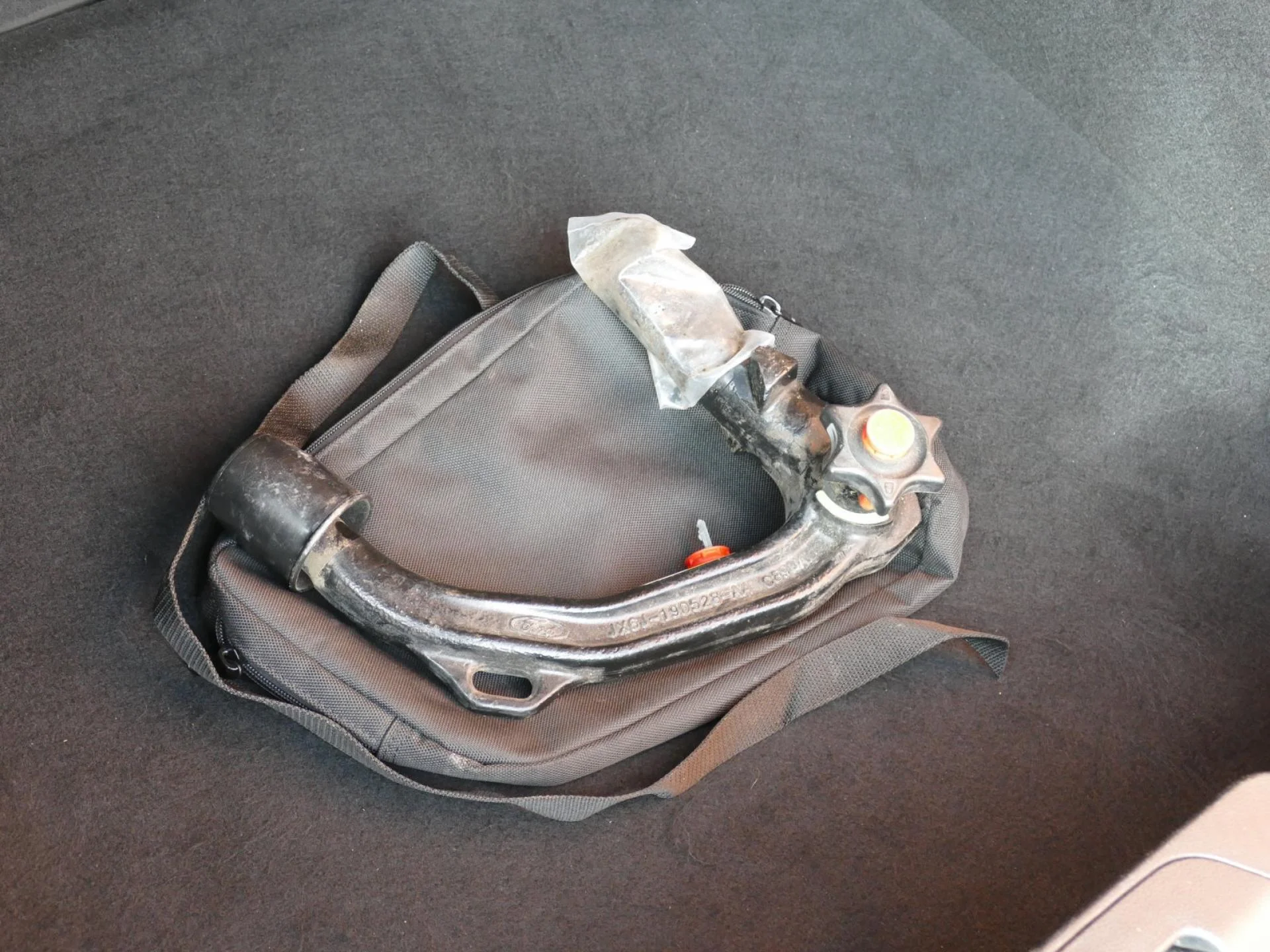 FORD FOCUS - Miniature 27 sur 36 - Cliquer pour voir cette photo