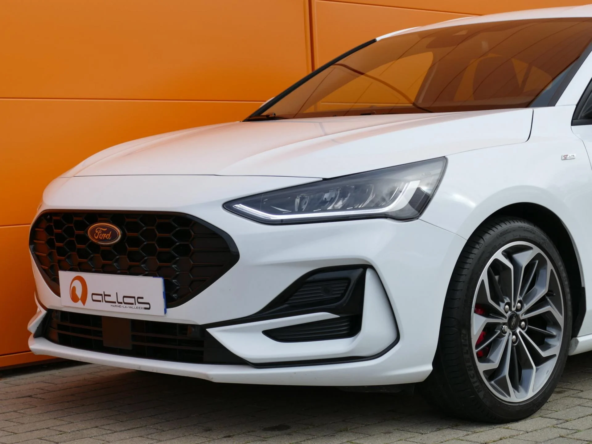 FORD FOCUS - Miniature 32 sur 36 - Cliquer pour voir cette photo