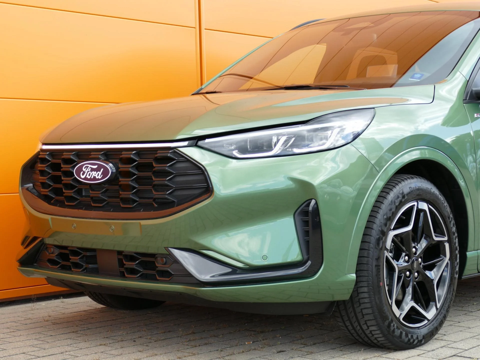 FORD KUGA - Miniature 33 sur 37 - Cliquer pour voir cette photo