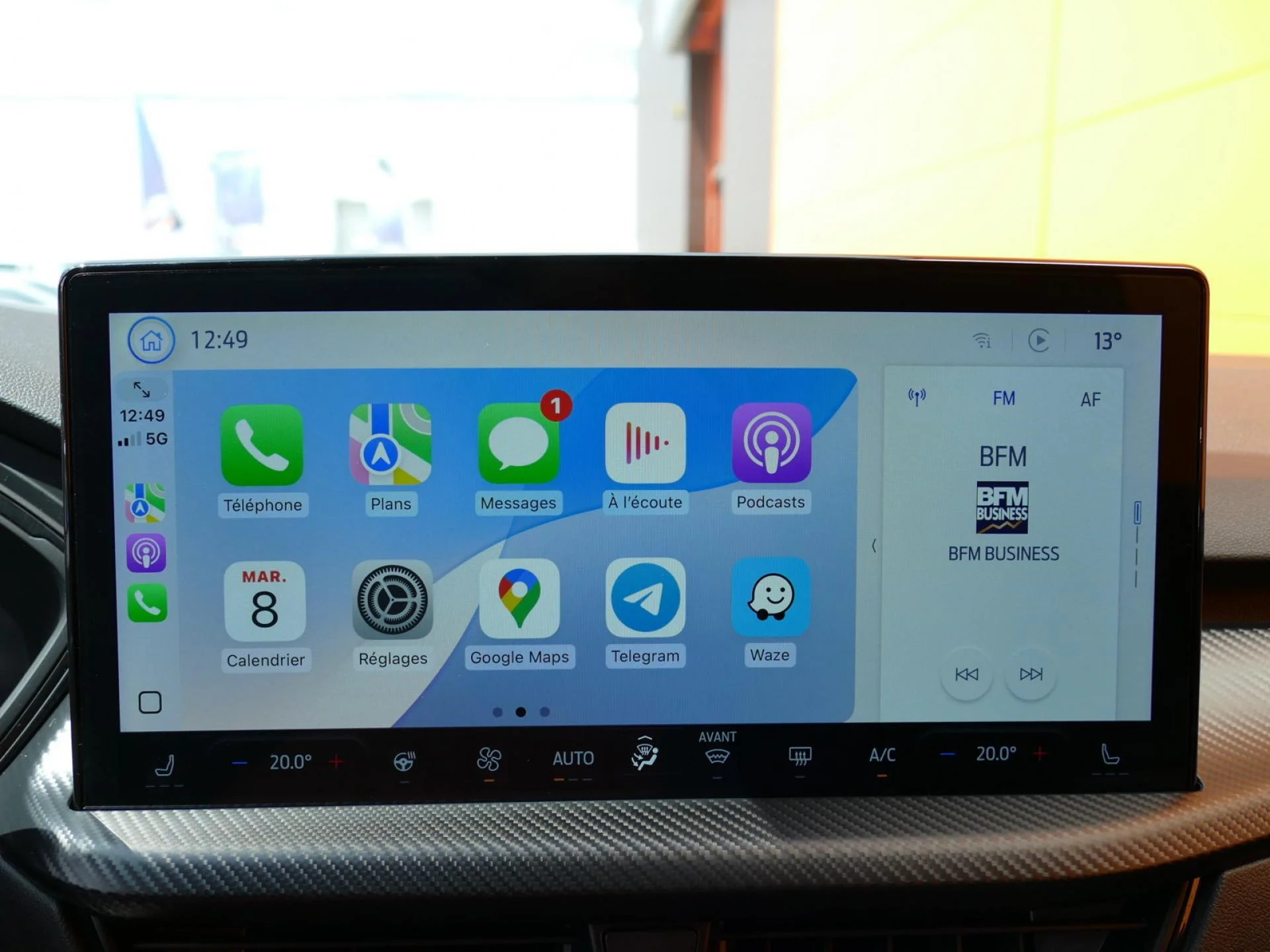 FORD KUGA - Miniature 14 sur 37 - Cliquer pour voir cette photo