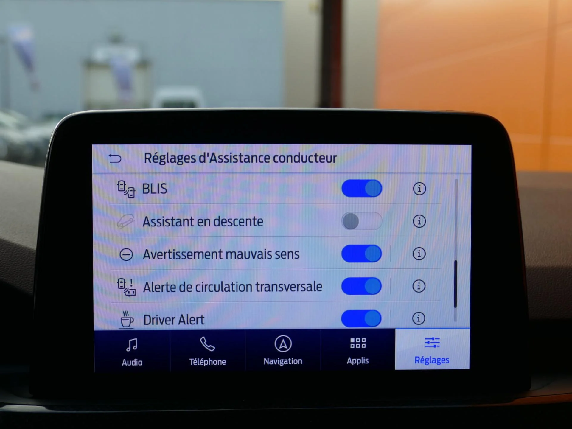 FORD KUGA - Miniature 11 sur 40 - Cliquer pour voir cette photo