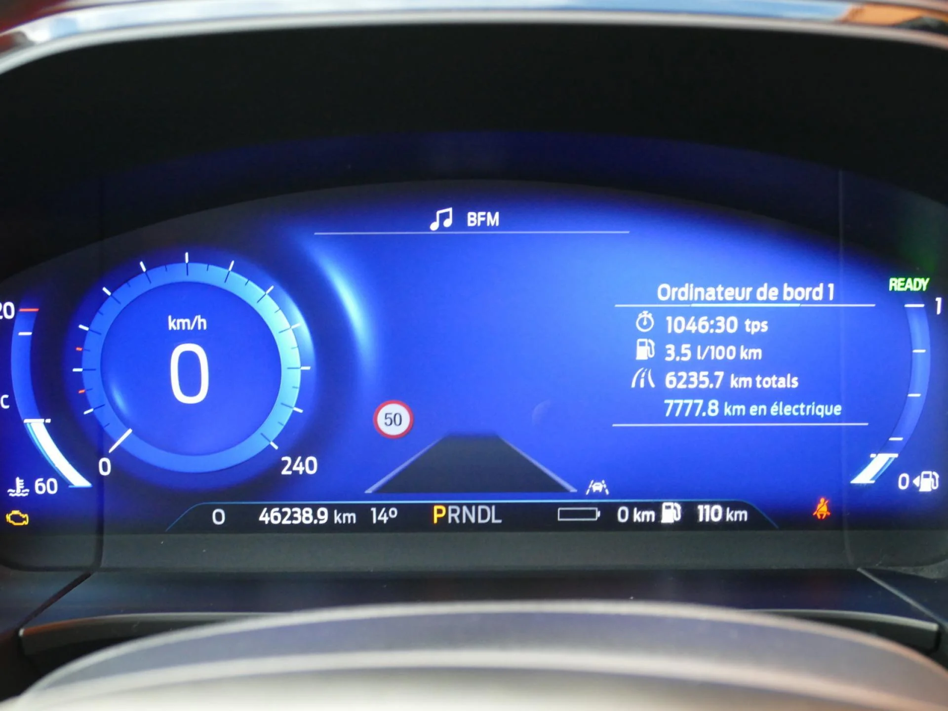 FORD KUGA - Miniature 17 sur 40 - Cliquer pour voir cette photo