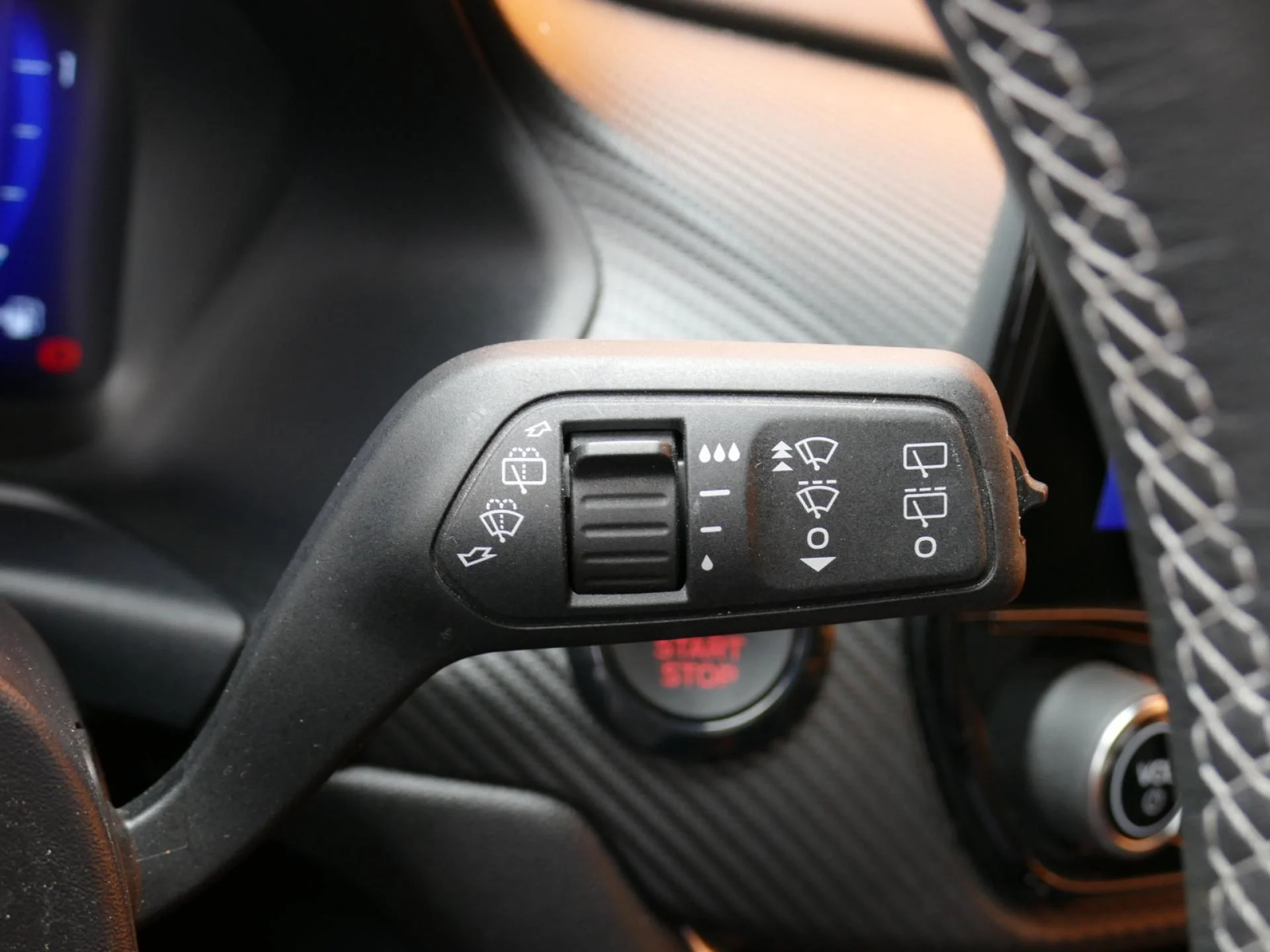 FORD PUMA - Miniature 30 sur 40 - Cliquer pour voir cette photo