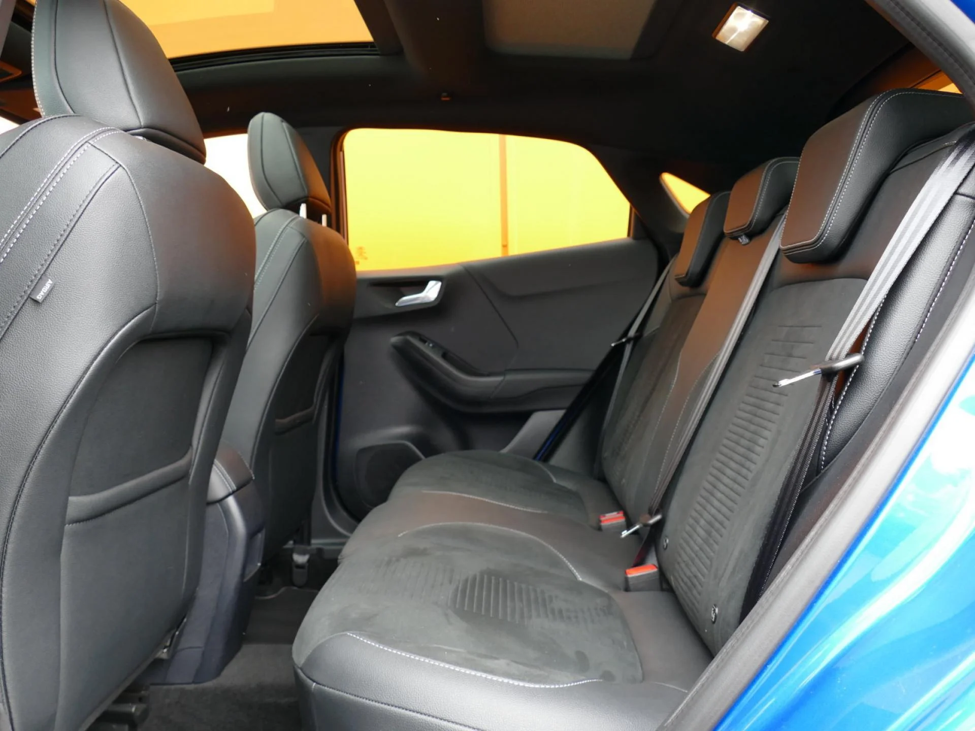FORD PUMA - Miniature 8 sur 40 - Cliquer pour voir cette photo