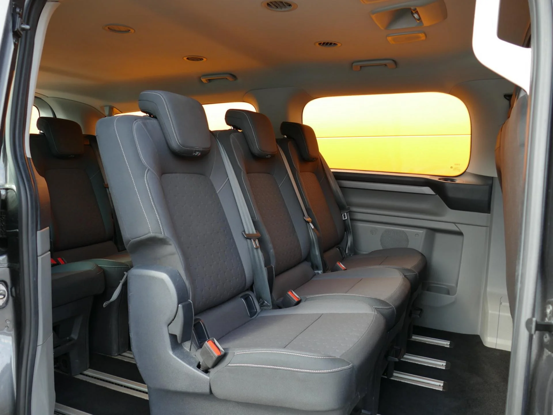 FORD TOURNEO CUSTOM - Miniature 8 sur 38 - Cliquer pour voir cette photo