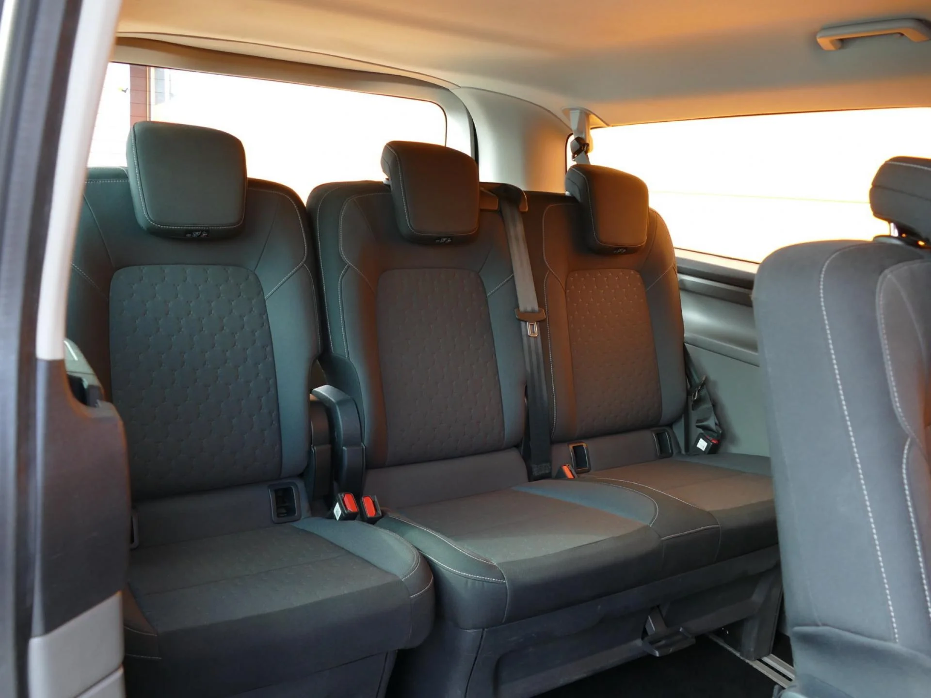 FORD TOURNEO CUSTOM - Miniature 9 sur 38 - Cliquer pour voir cette photo