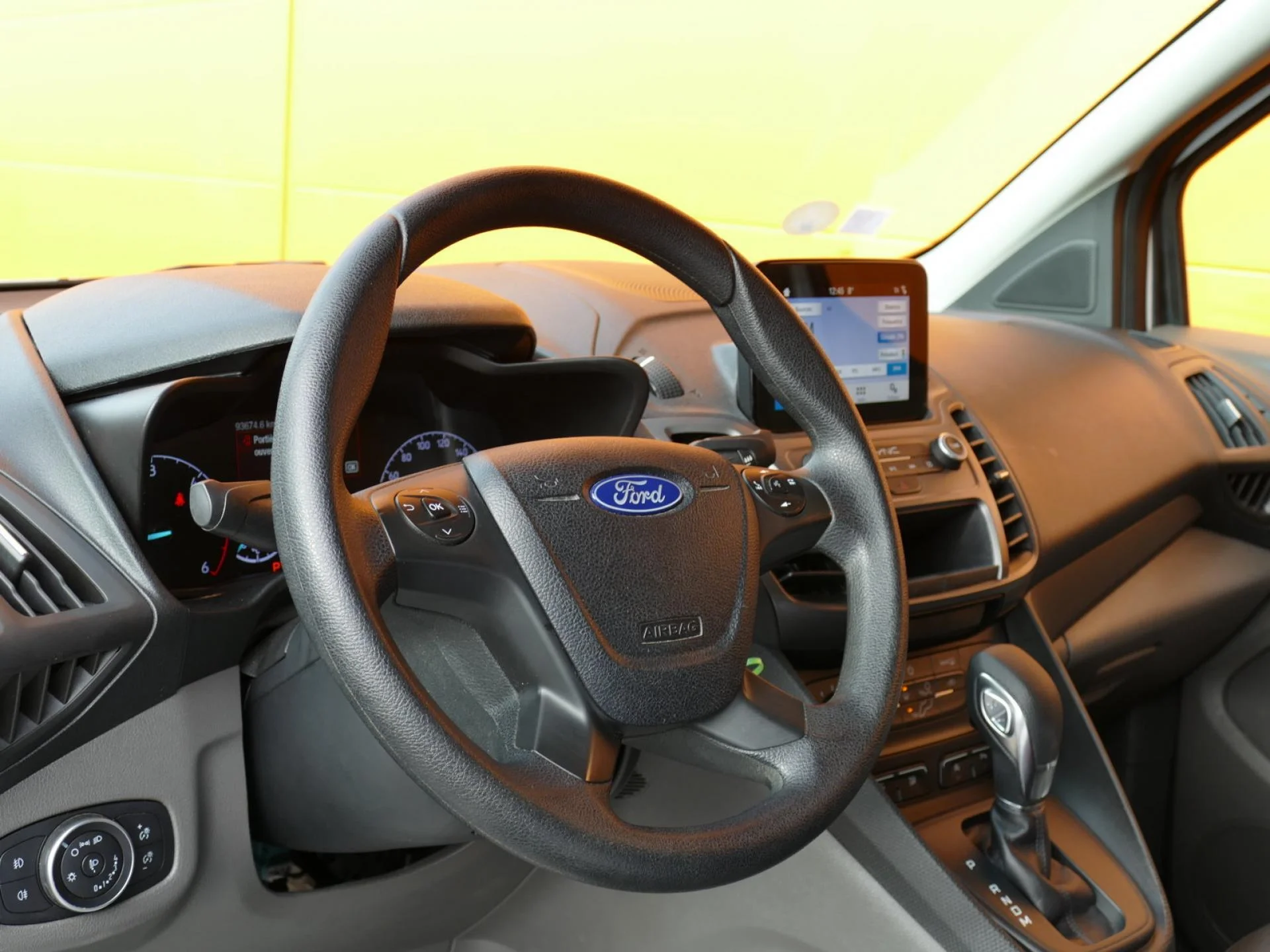 FORD TRANSIT CONNECT/TOURNEO CONNECT - Miniature 13 sur 32 - Cliquer pour voir cette photo
