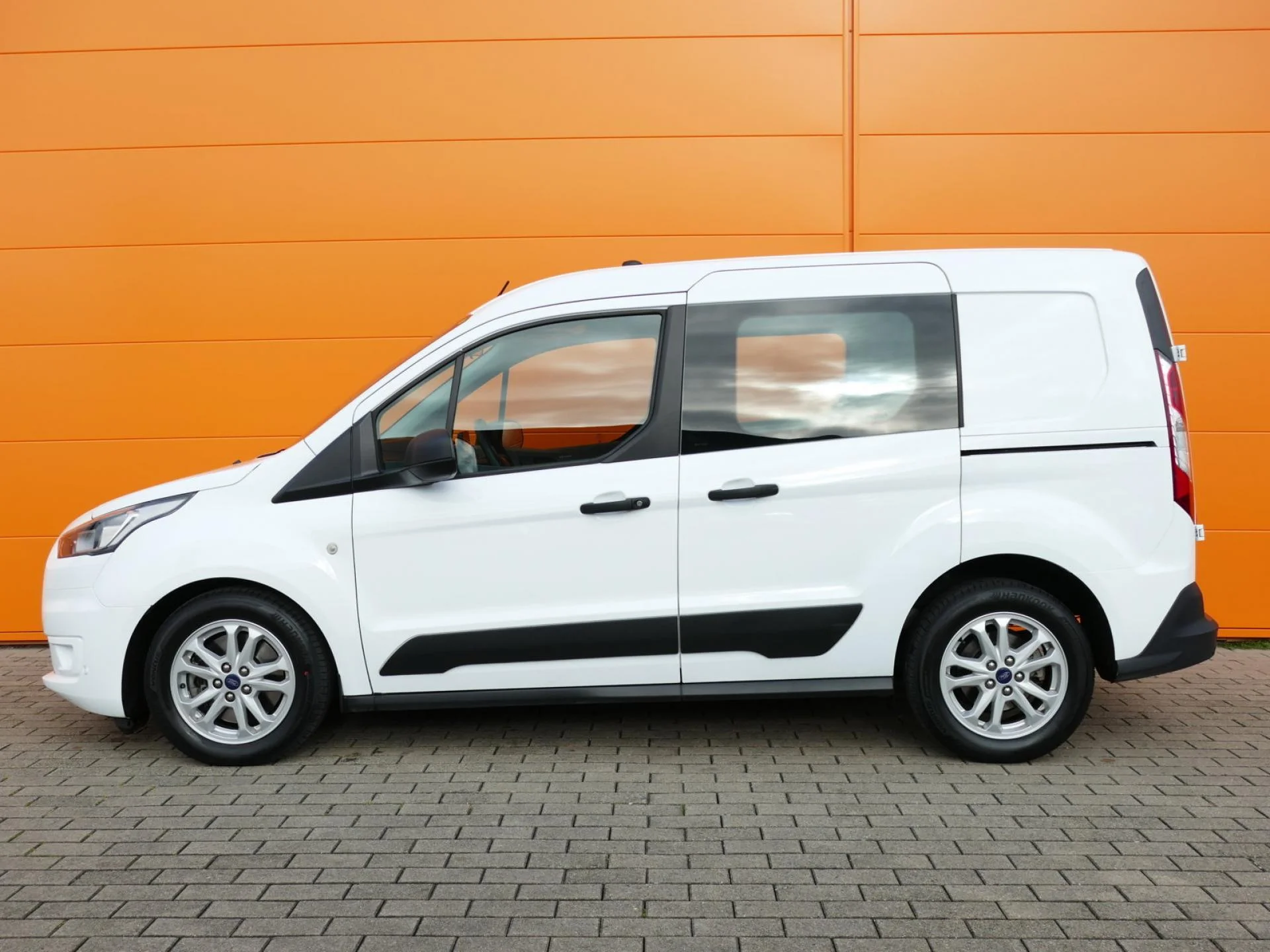 FORD TRANSIT CONNECT/TOURNEO CONNECT - Miniature 3 sur 32 - Cliquer pour voir cette photo