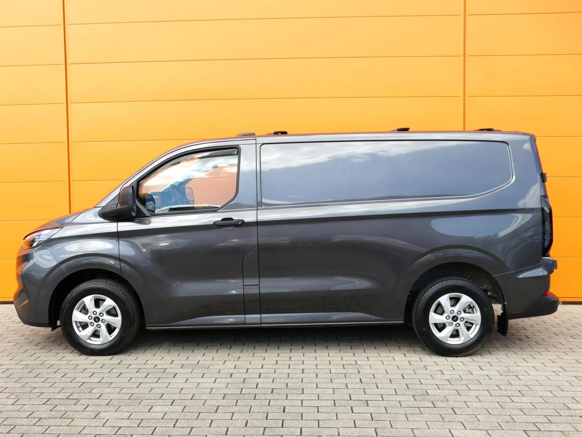 FORD TRANSIT CUSTOM - Miniature 3 sur 36 - Cliquer pour voir cette photo