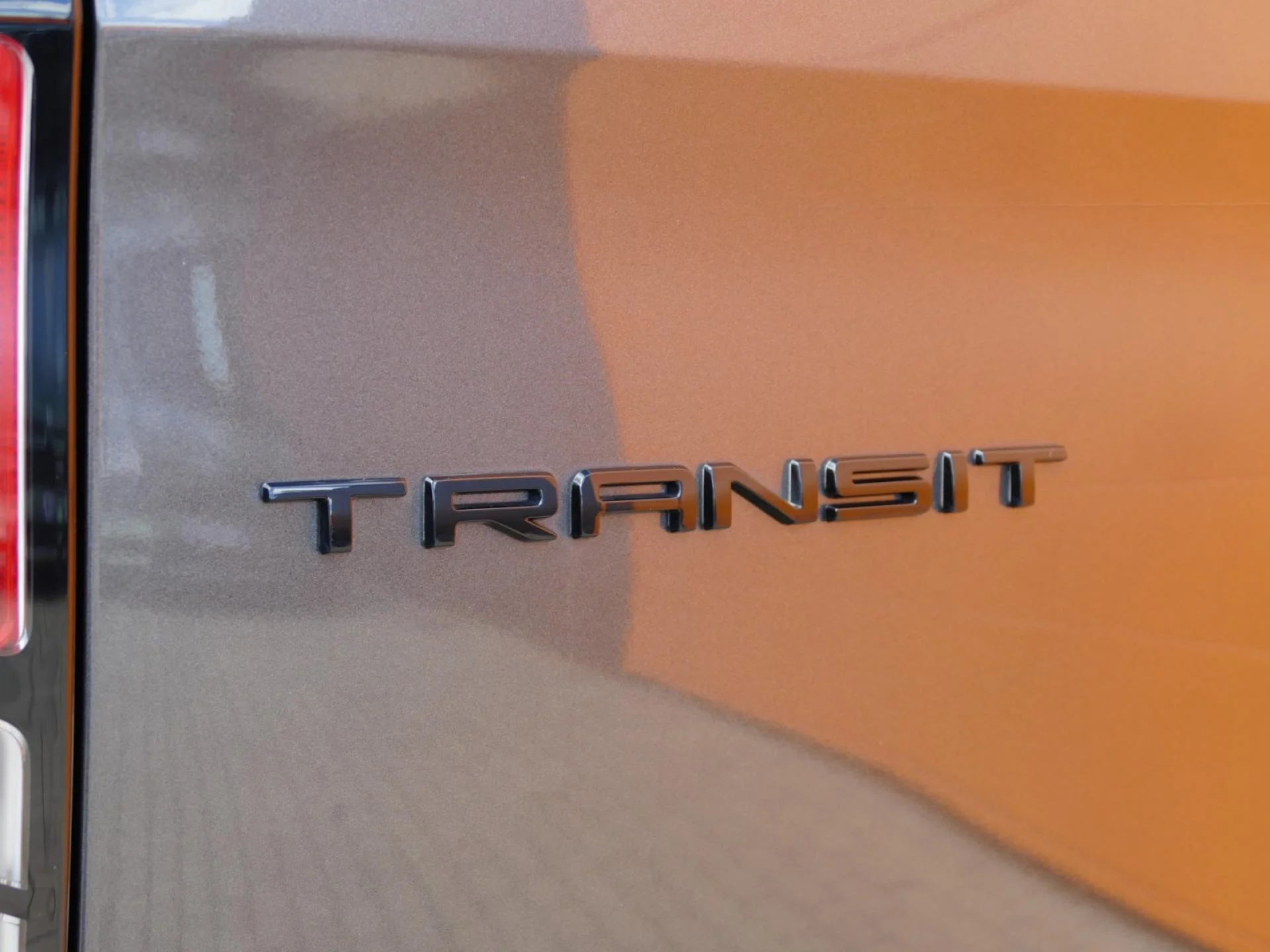 FORD TRANSIT CUSTOM - Miniature 31 sur 36 - Cliquer pour voir cette photo