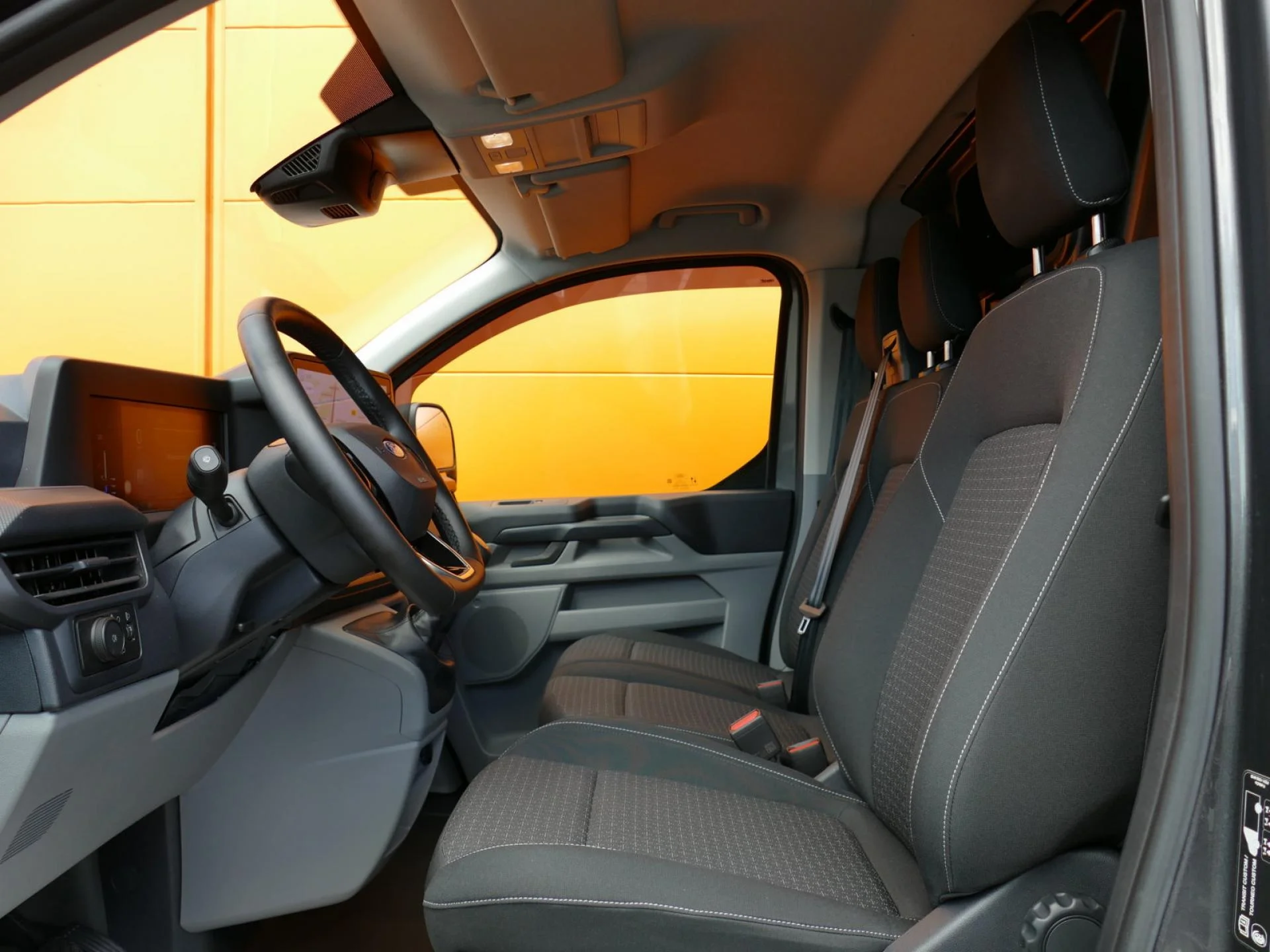 FORD TRANSIT CUSTOM - Miniature 6 sur 36 - Cliquer pour voir cette photo