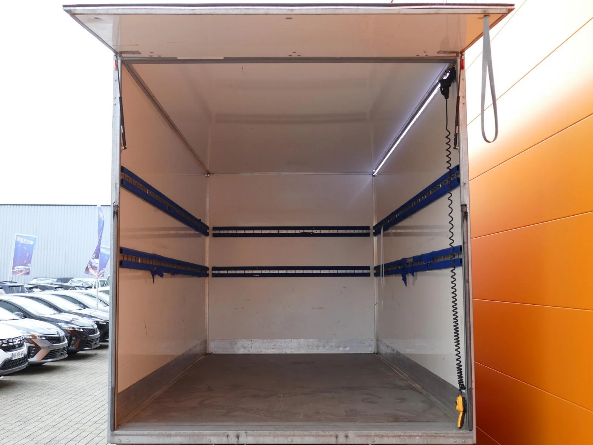 FORD TRANSIT - Miniature 5 sur 32 - Cliquer pour voir cette photo
