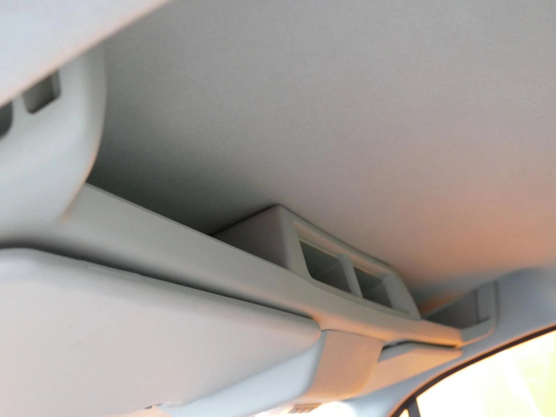 FORD TRANSIT - Miniature 22 sur 32 - Cliquer pour voir cette photo