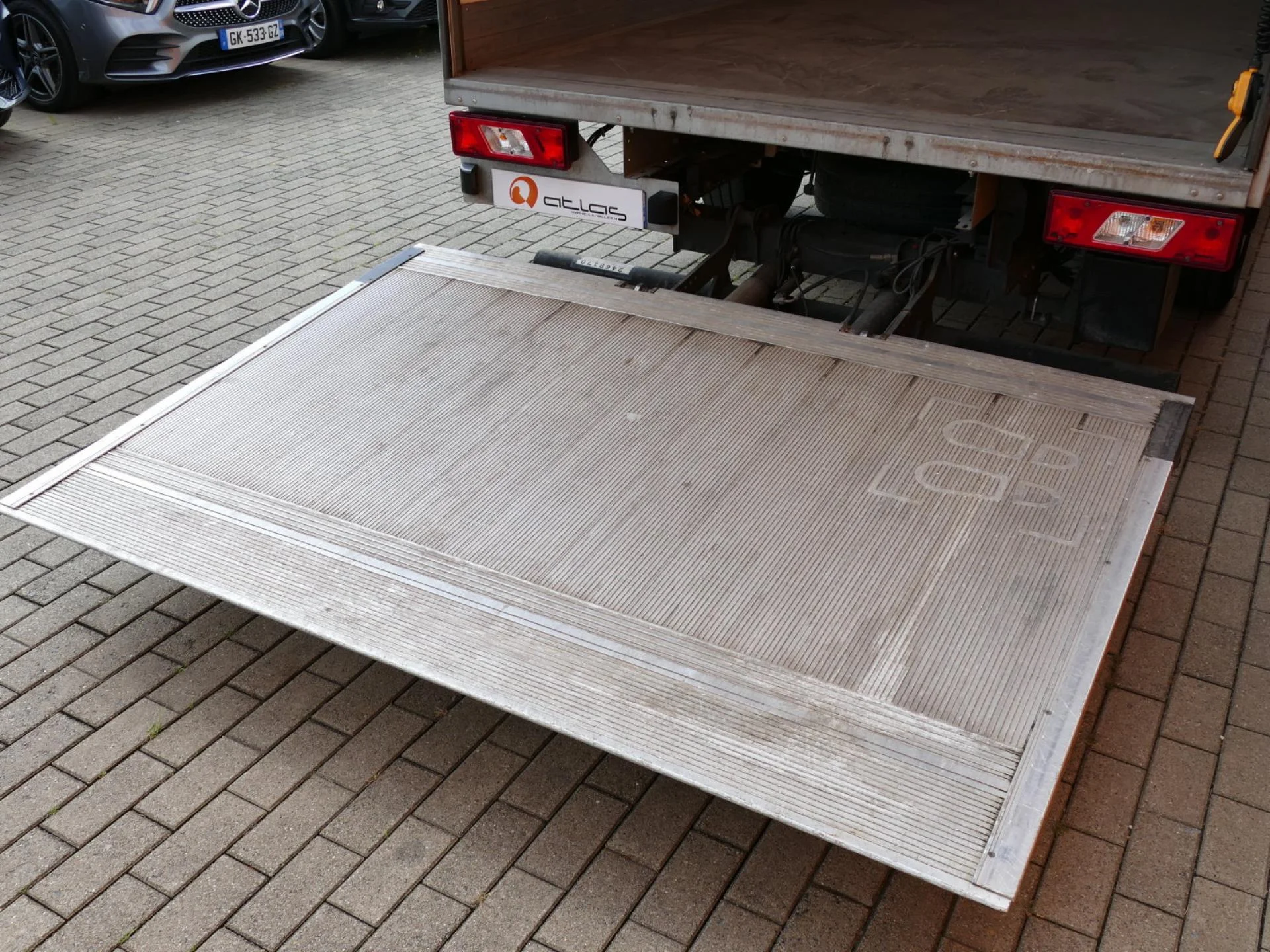 FORD TRANSIT - Miniature 7 sur 32 - Cliquer pour voir cette photo