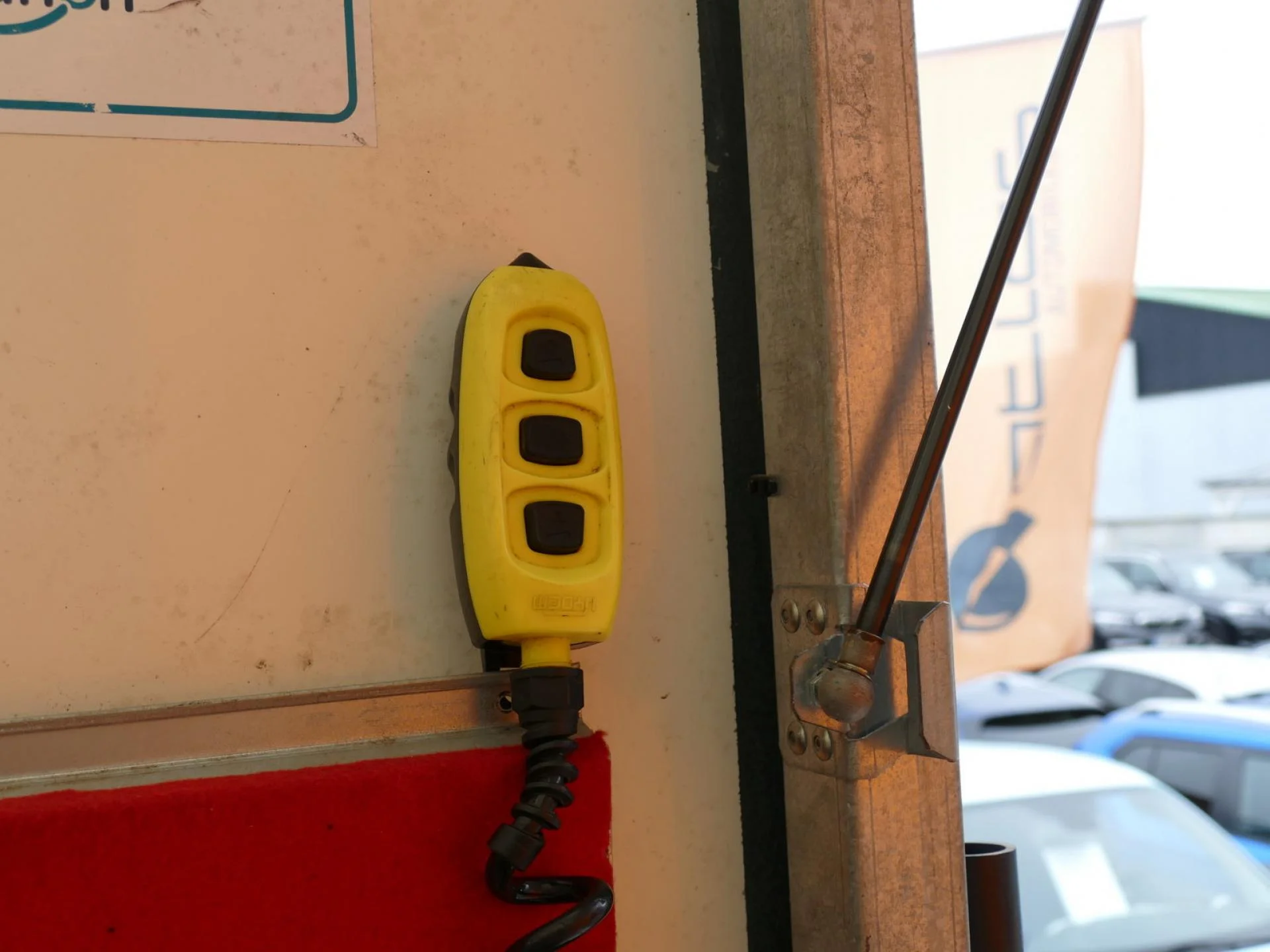 FORD TRANSIT - Miniature 23 sur 32 - Cliquer pour voir cette photo