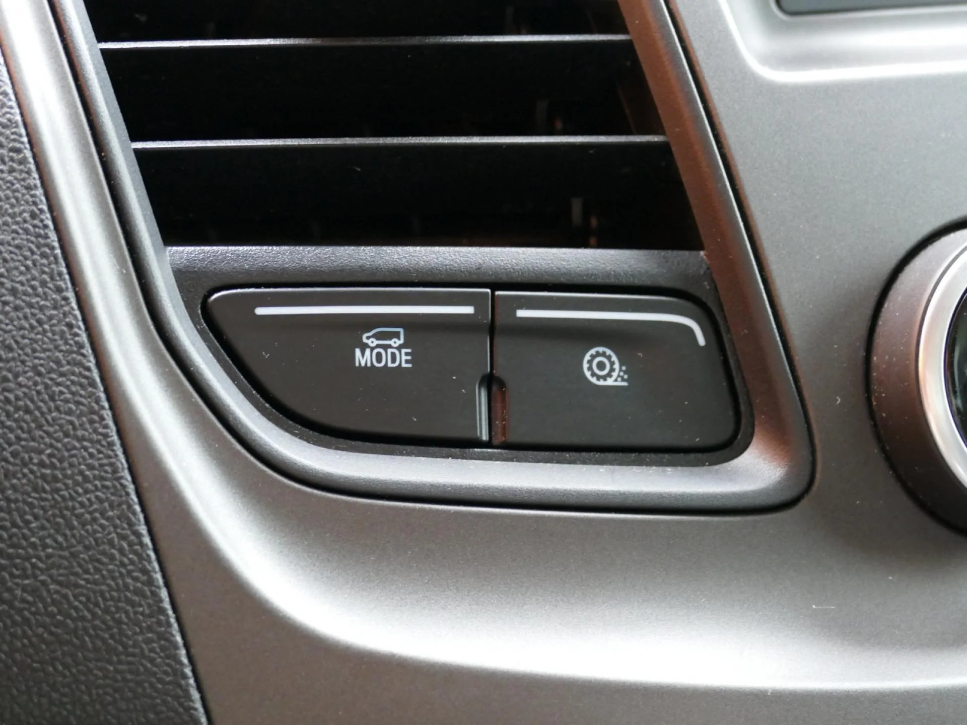 FORD TRANSIT - Miniature 16 sur 32 - Cliquer pour voir cette photo