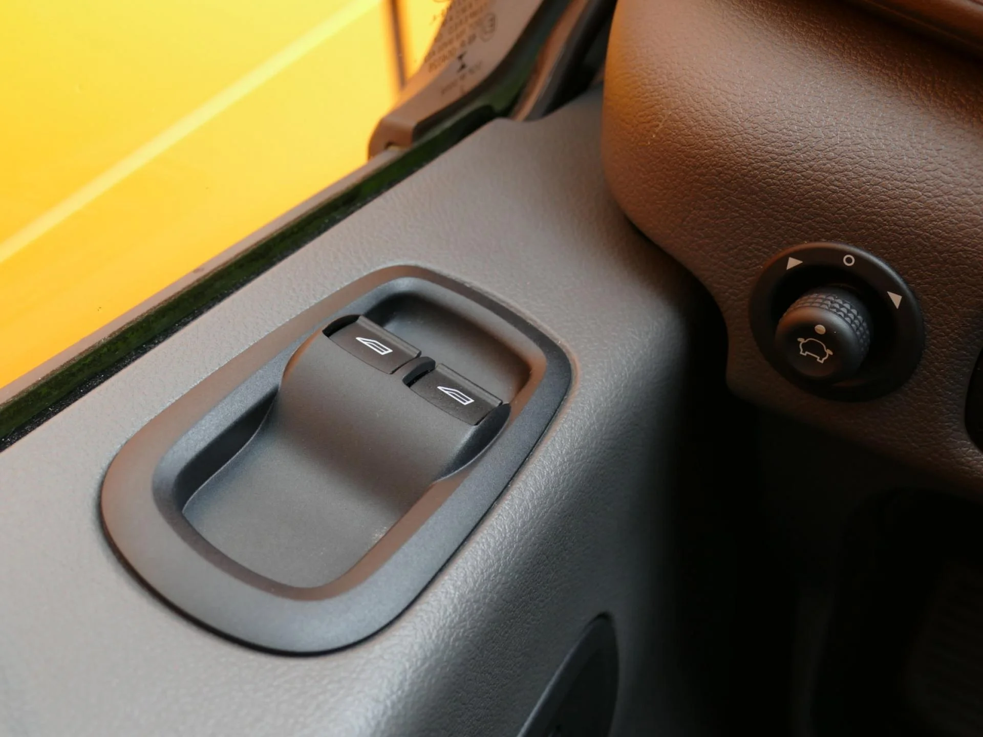 FORD TRANSIT - Miniature 24 sur 32 - Cliquer pour voir cette photo