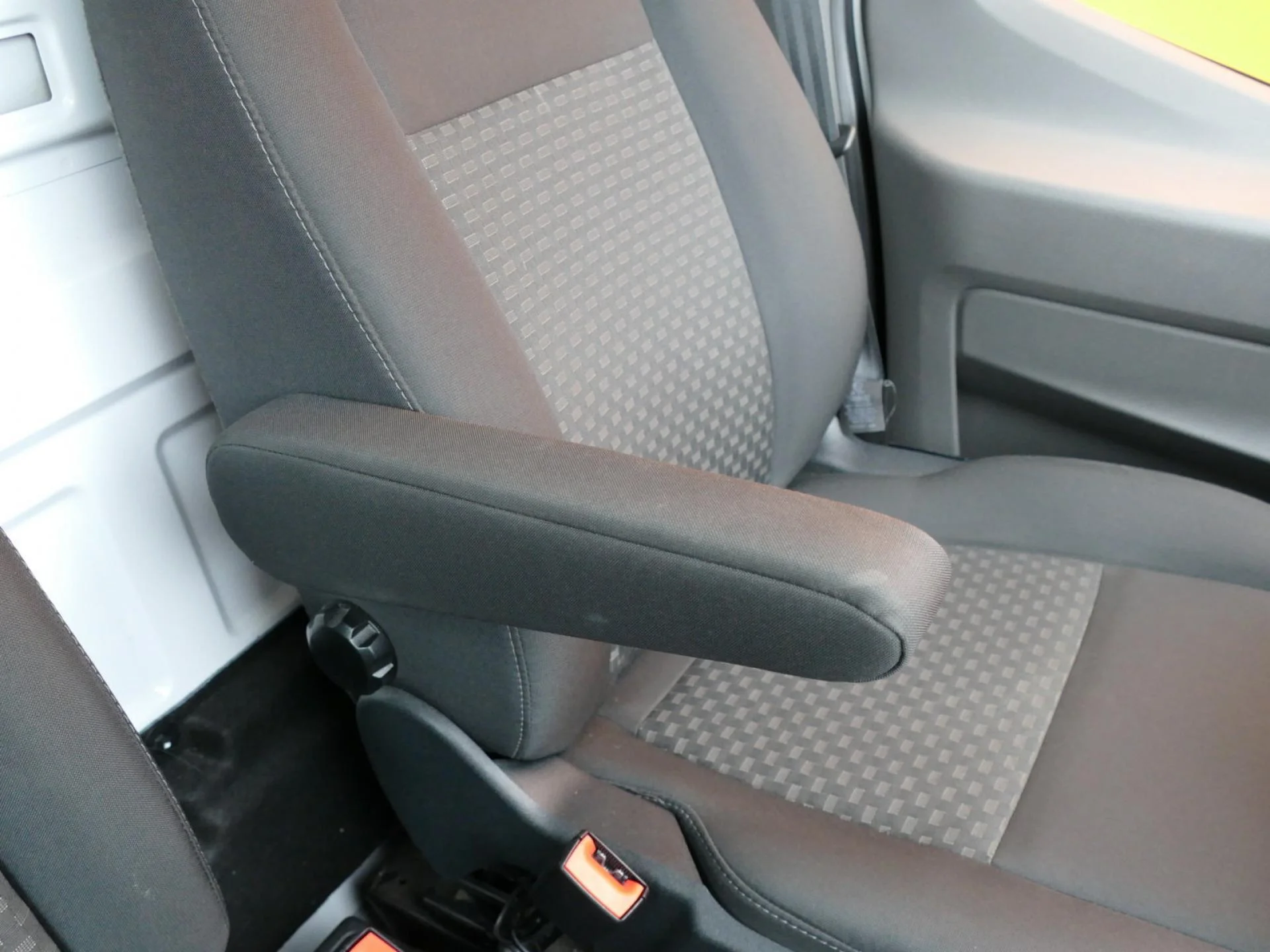 FORD TRANSIT - Miniature 7 sur 32 - Cliquer pour voir cette photo