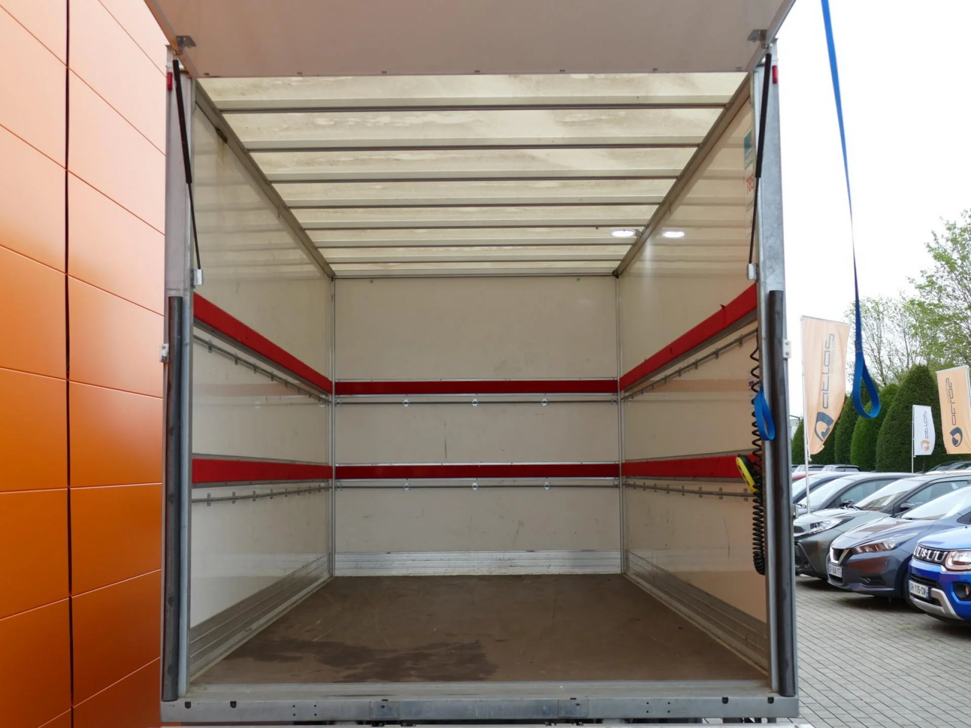 FORD TRANSIT - Miniature 5 sur 32 - Cliquer pour voir cette photo