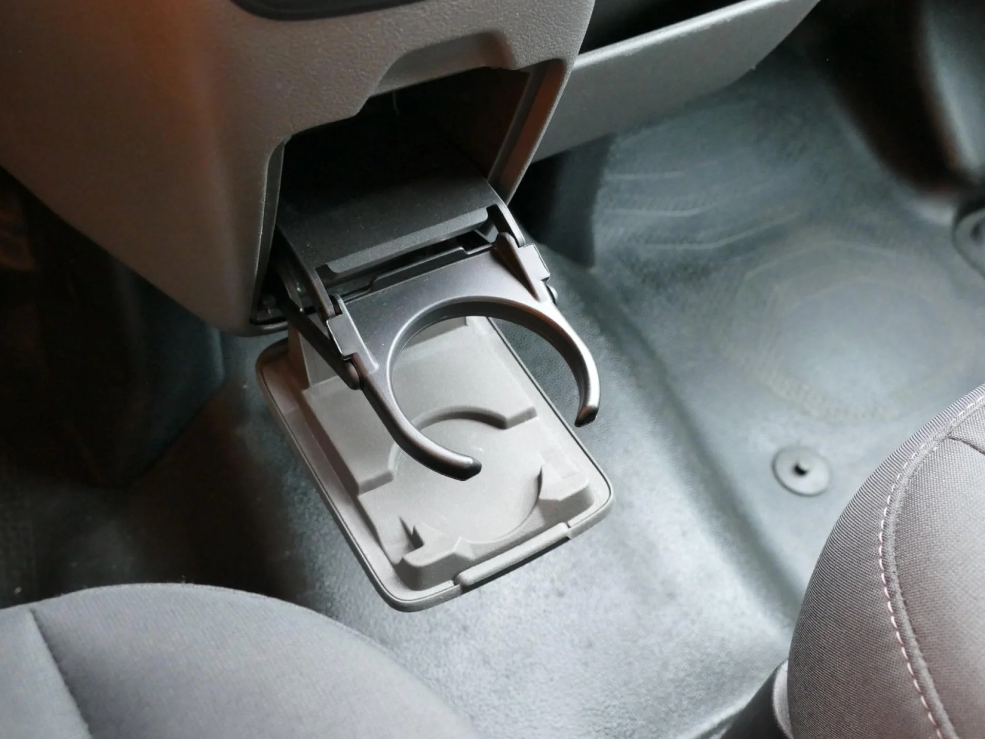 FORD TRANSIT - Miniature 22 sur 32 - Cliquer pour voir cette photo