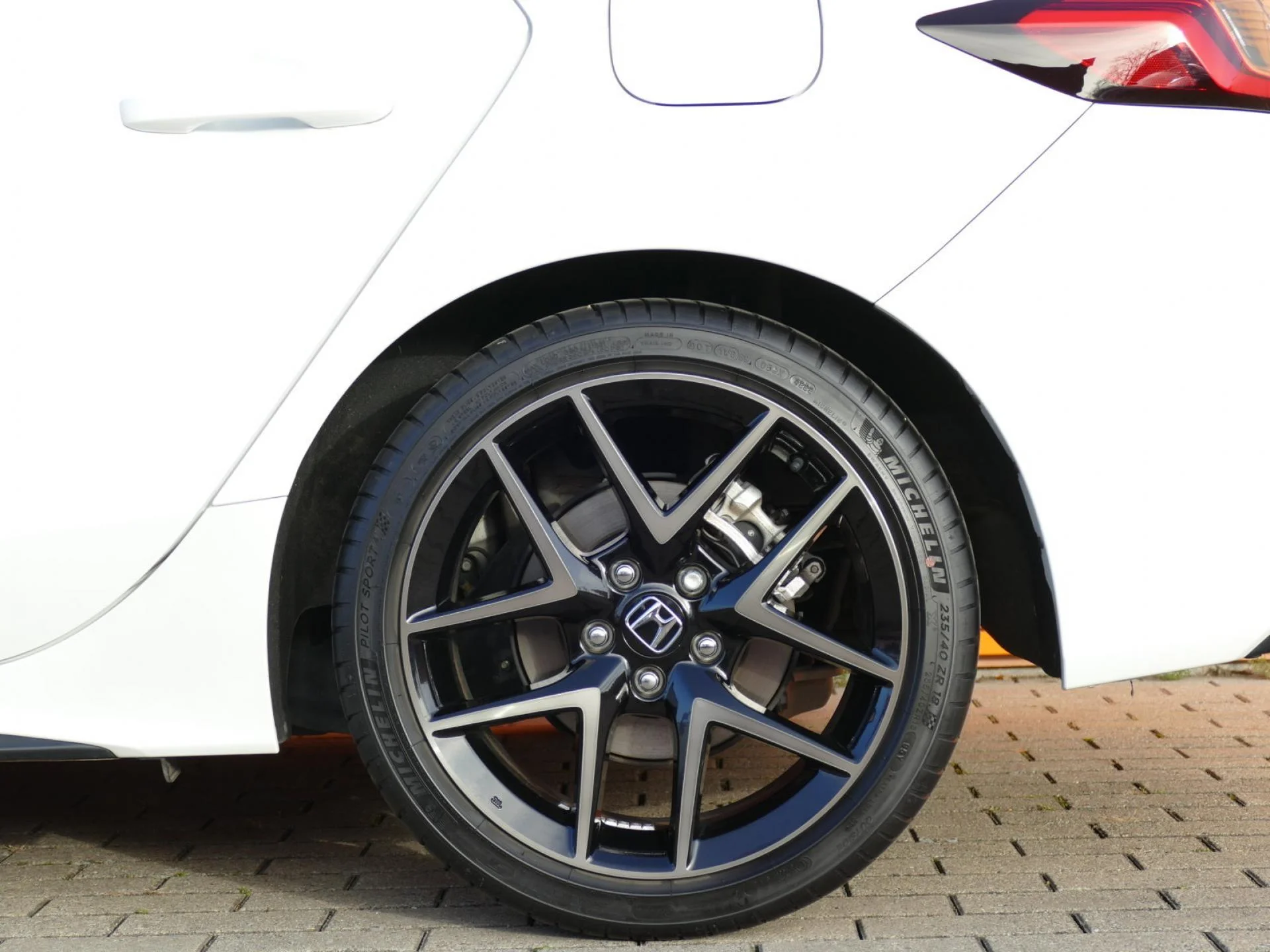 HONDA CIVIC - Miniature 34 sur 34 - Cliquer pour voir cette photo