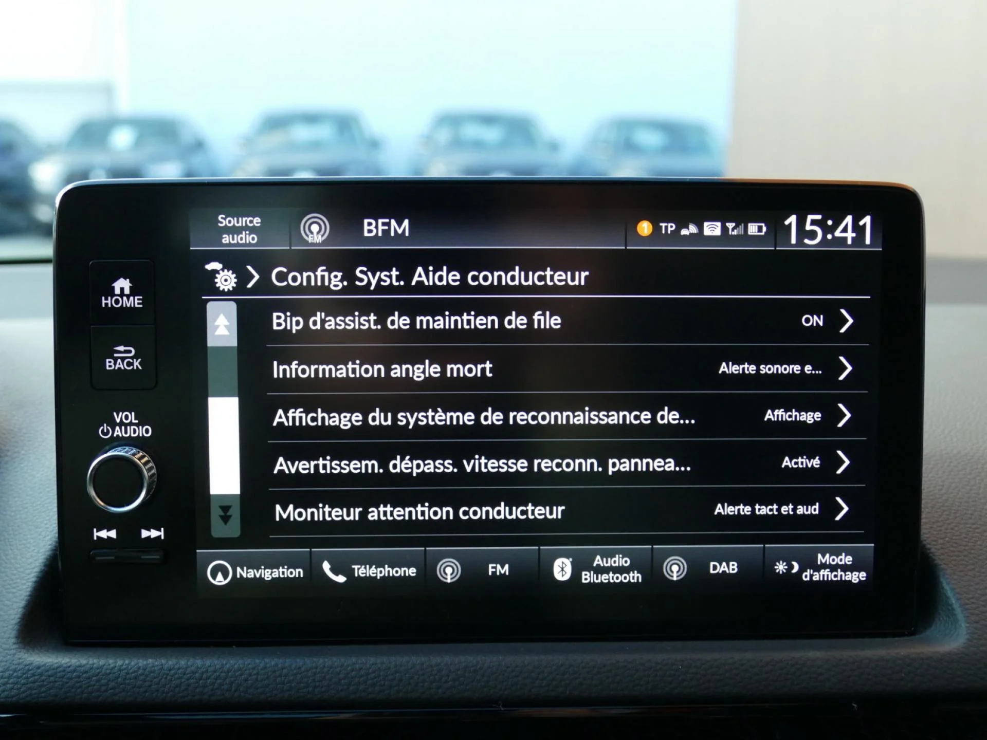 HONDA CIVIC - Miniature 12 sur 34 - Cliquer pour voir cette photo