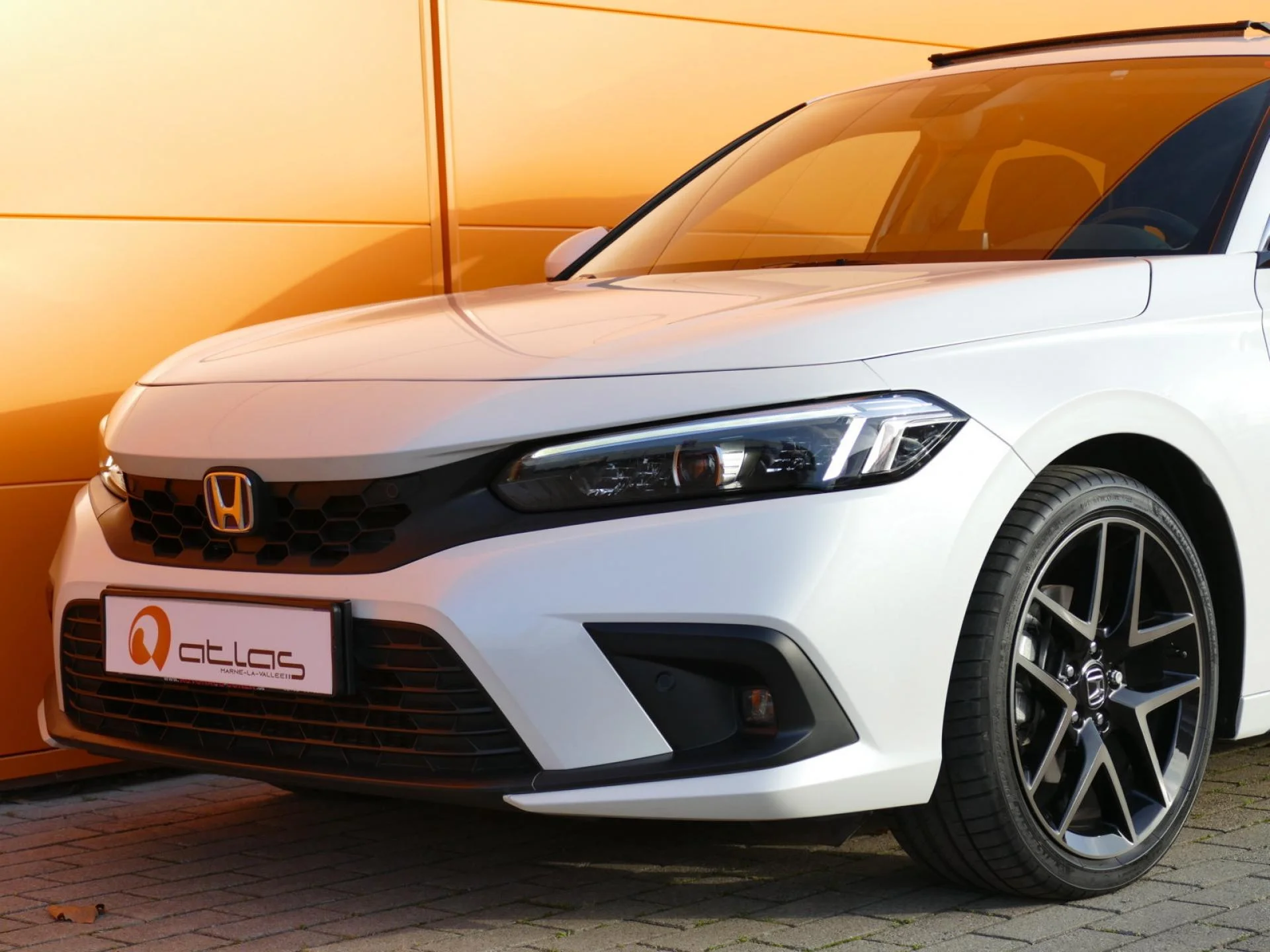 HONDA CIVIC - Miniature 30 sur 34 - Cliquer pour voir cette photo