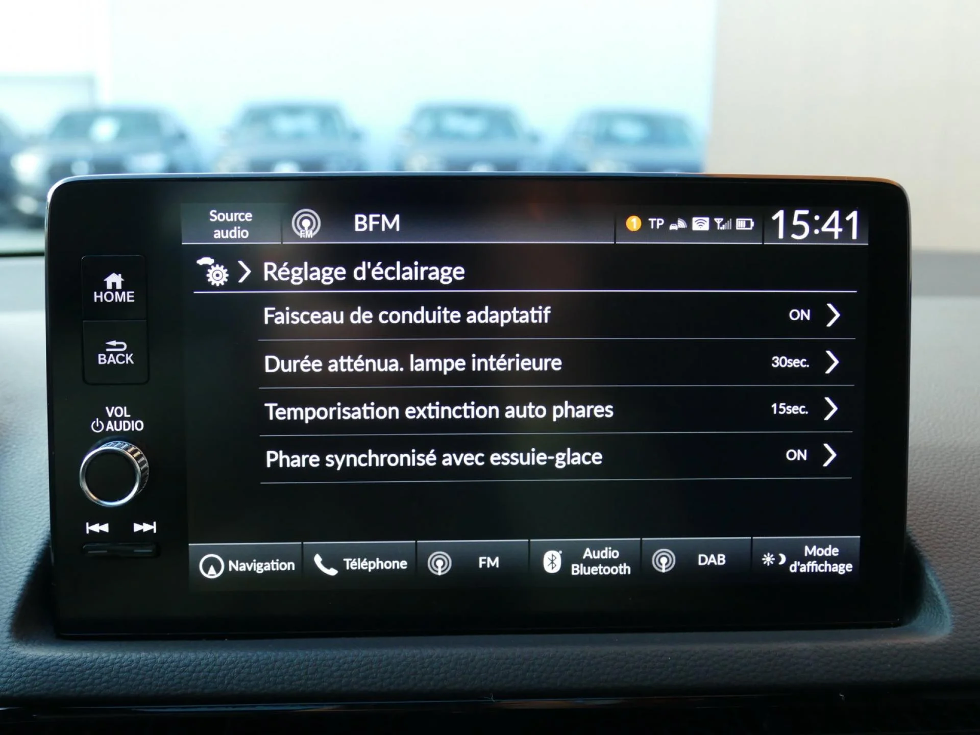 HONDA CIVIC - Miniature 13 sur 34 - Cliquer pour voir cette photo