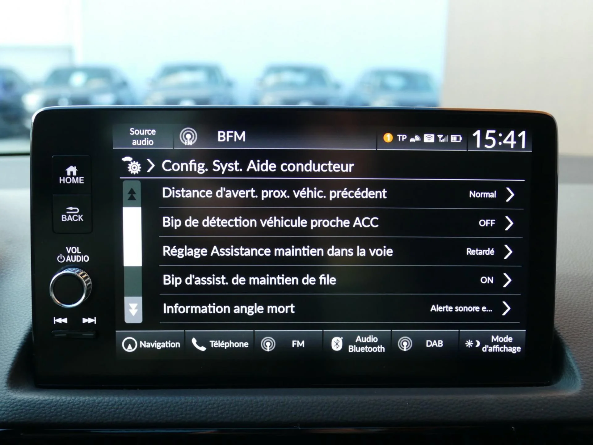 HONDA CIVIC - Miniature 11 sur 34 - Cliquer pour voir cette photo