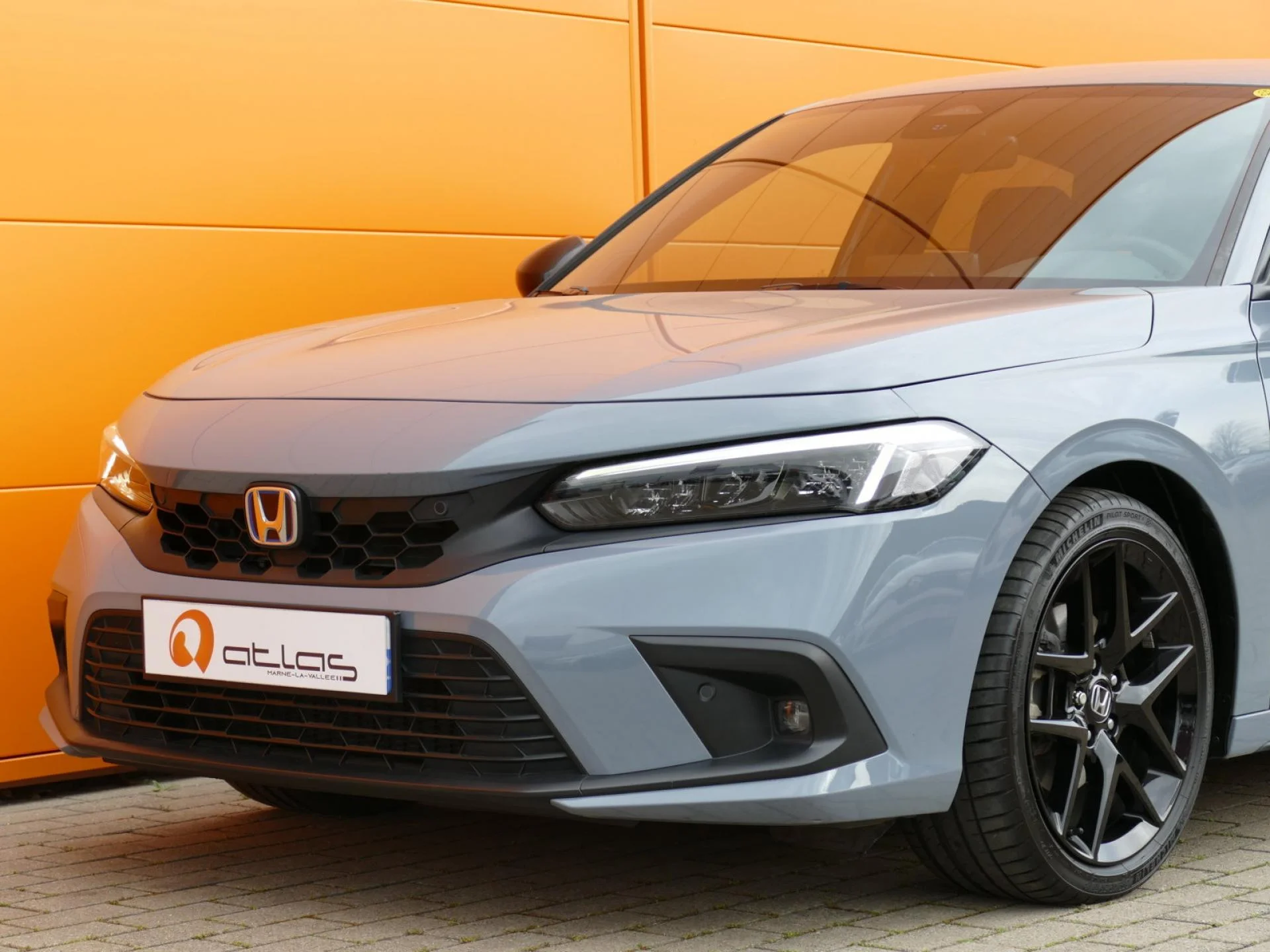 HONDA CIVIC - Miniature 31 sur 35 - Cliquer pour voir cette photo