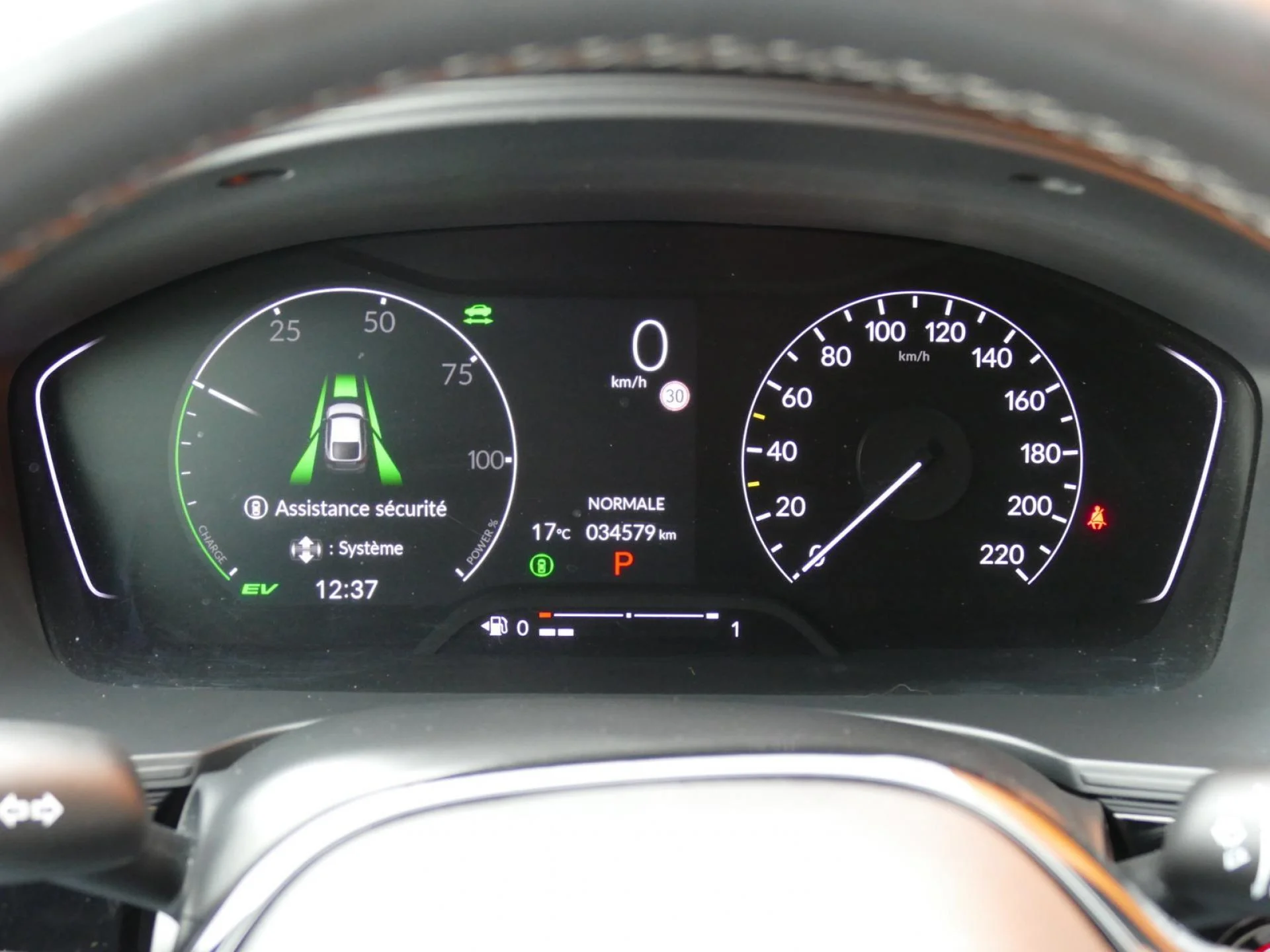HONDA CIVIC - Miniature 18 sur 35 - Cliquer pour voir cette photo