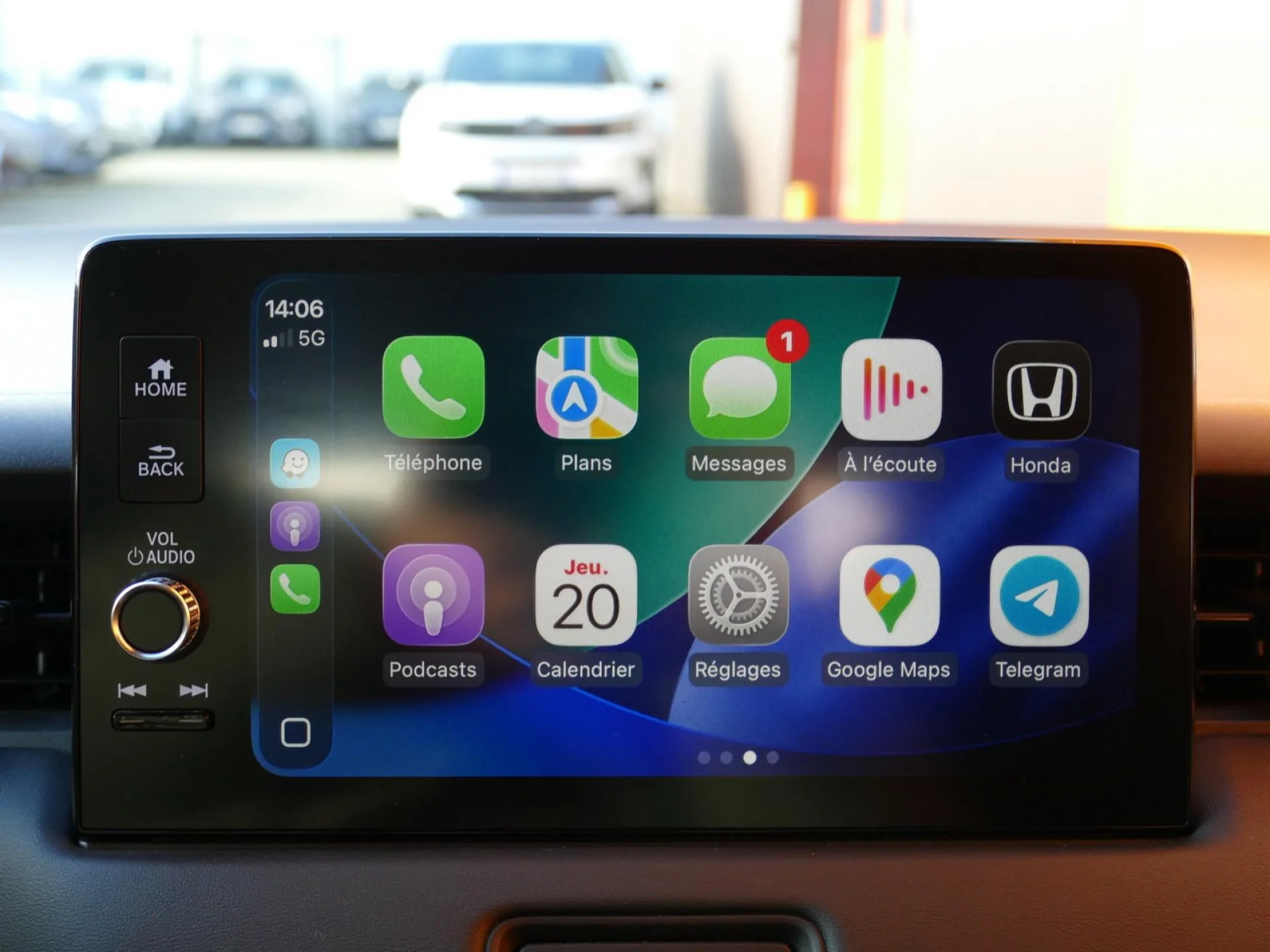 HONDA HR-V - Miniature 15 sur 37 - Cliquer pour voir cette photo