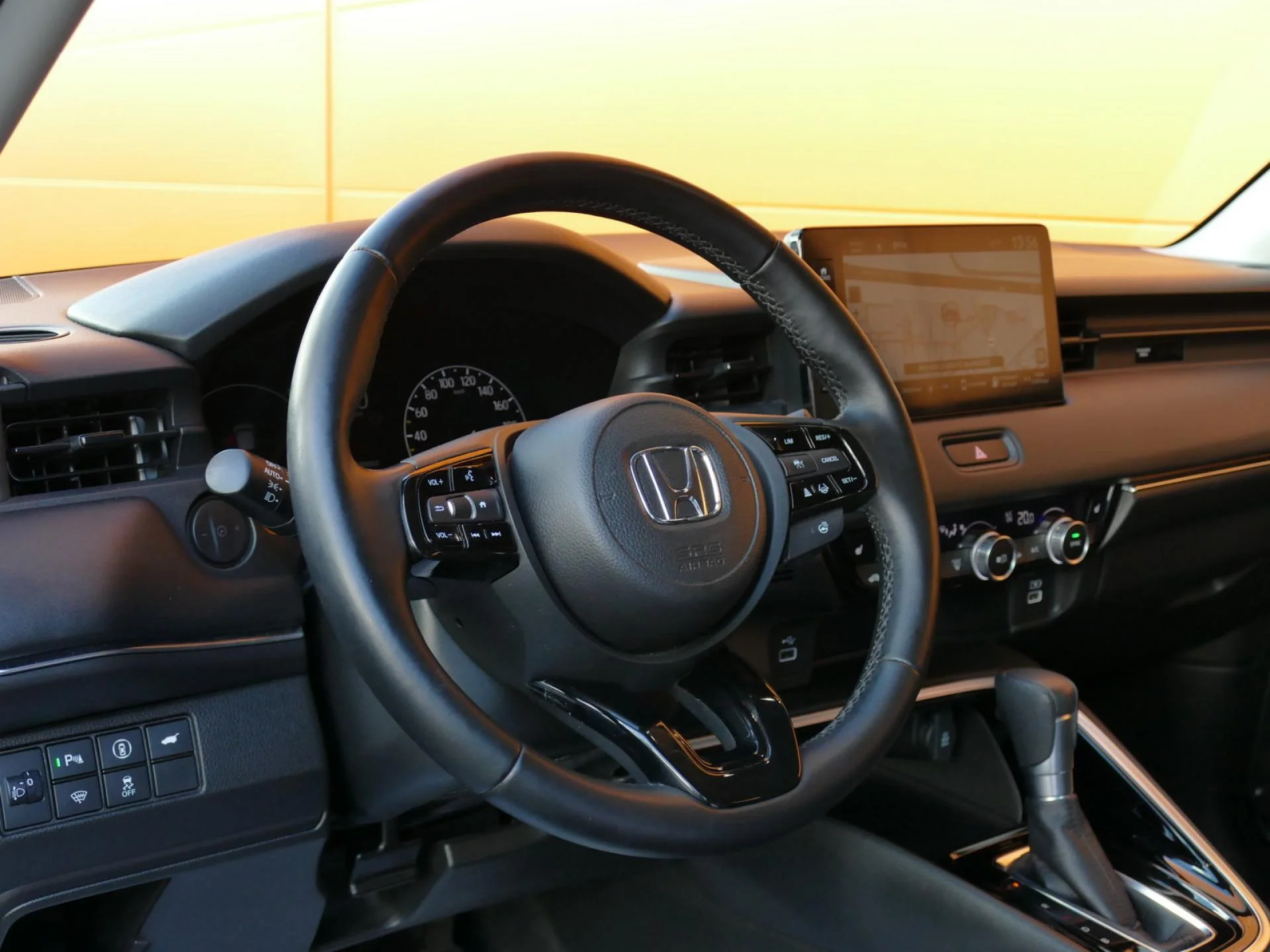 HONDA HR-V - Miniature 17 sur 37 - Cliquer pour voir cette photo