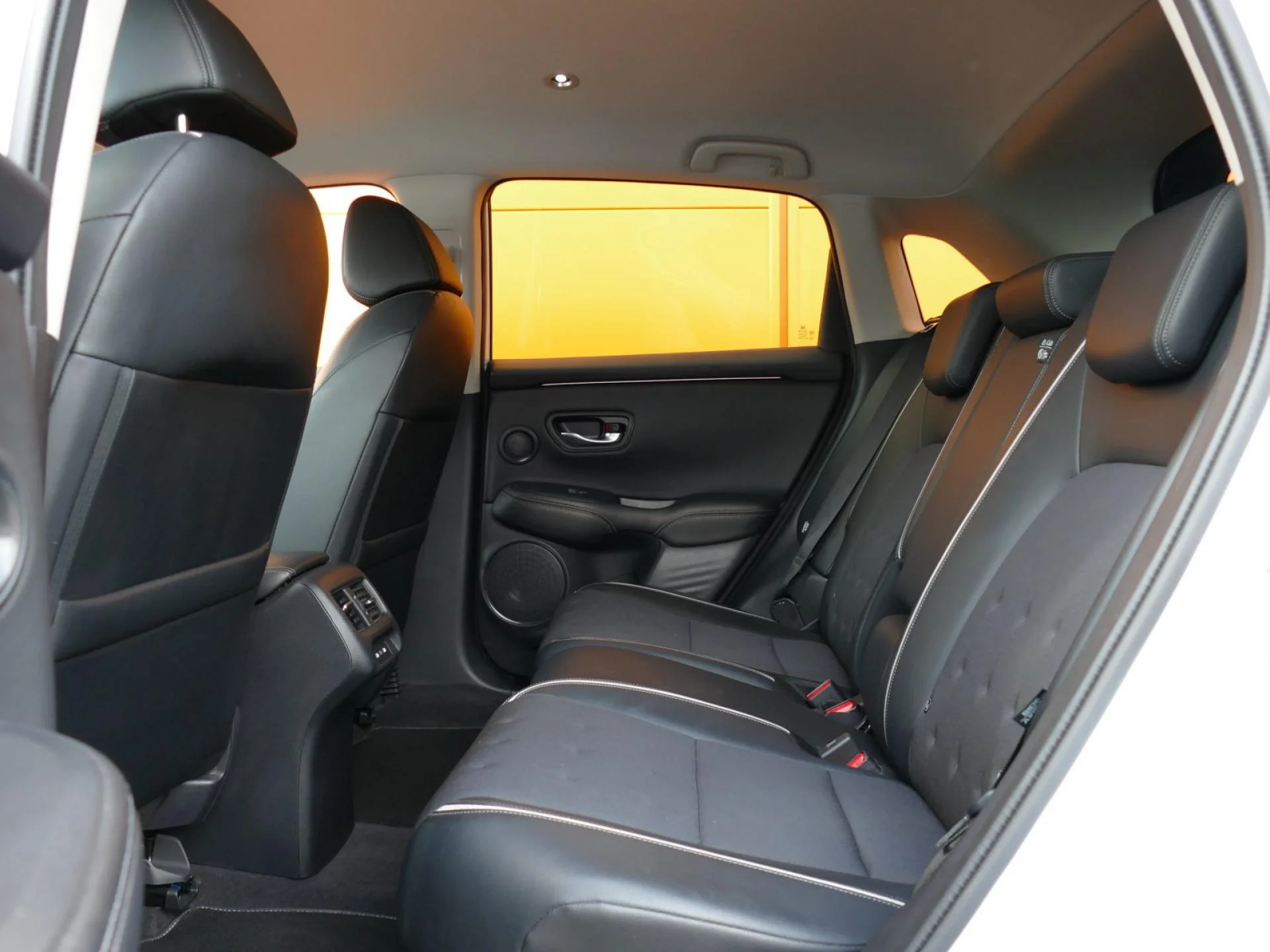 HONDA ZR-V - Miniature 7 sur 31 - Cliquer pour voir cette photo