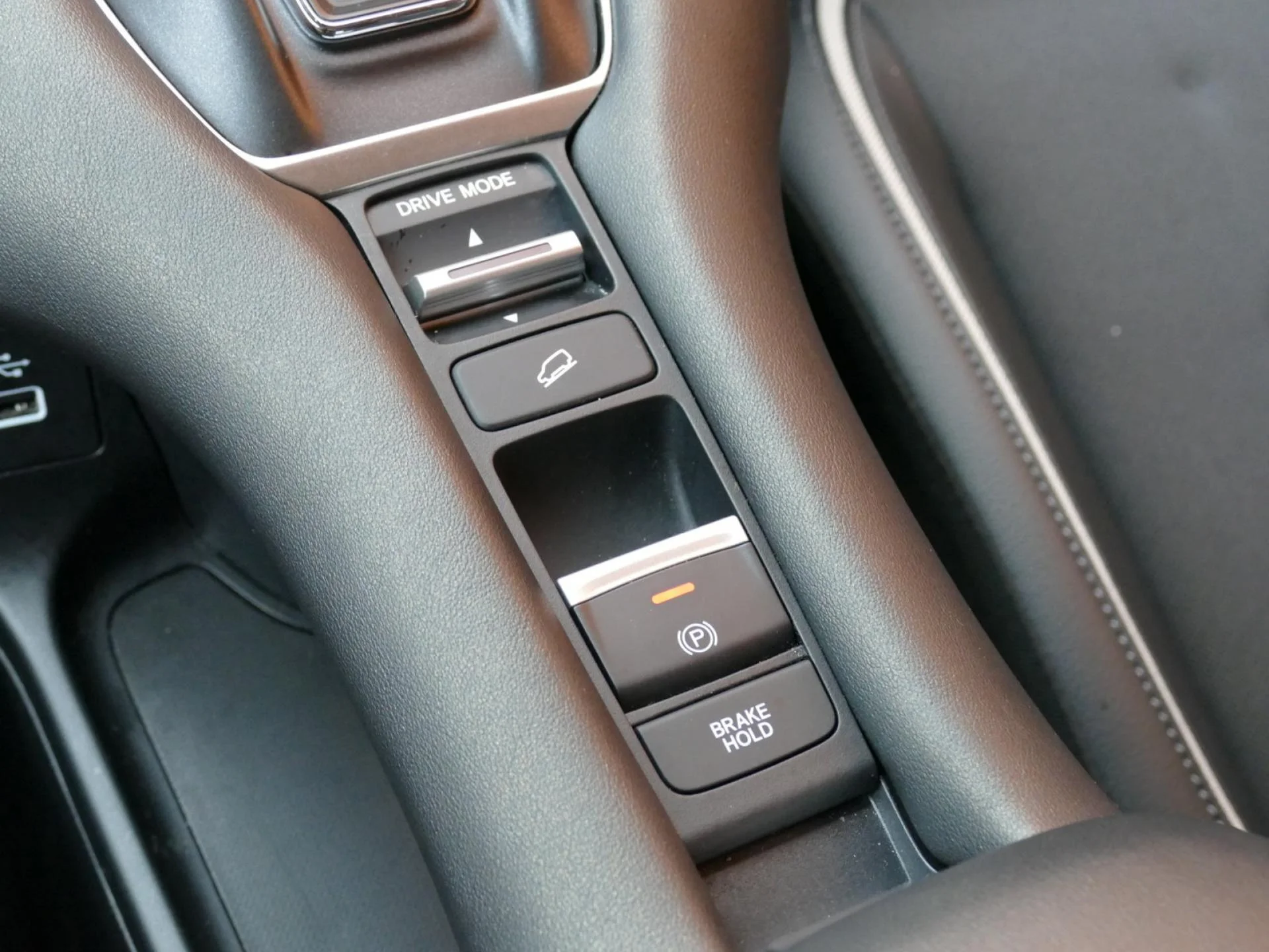 HONDA ZR-V - Miniature 16 sur 31 - Cliquer pour voir cette photo